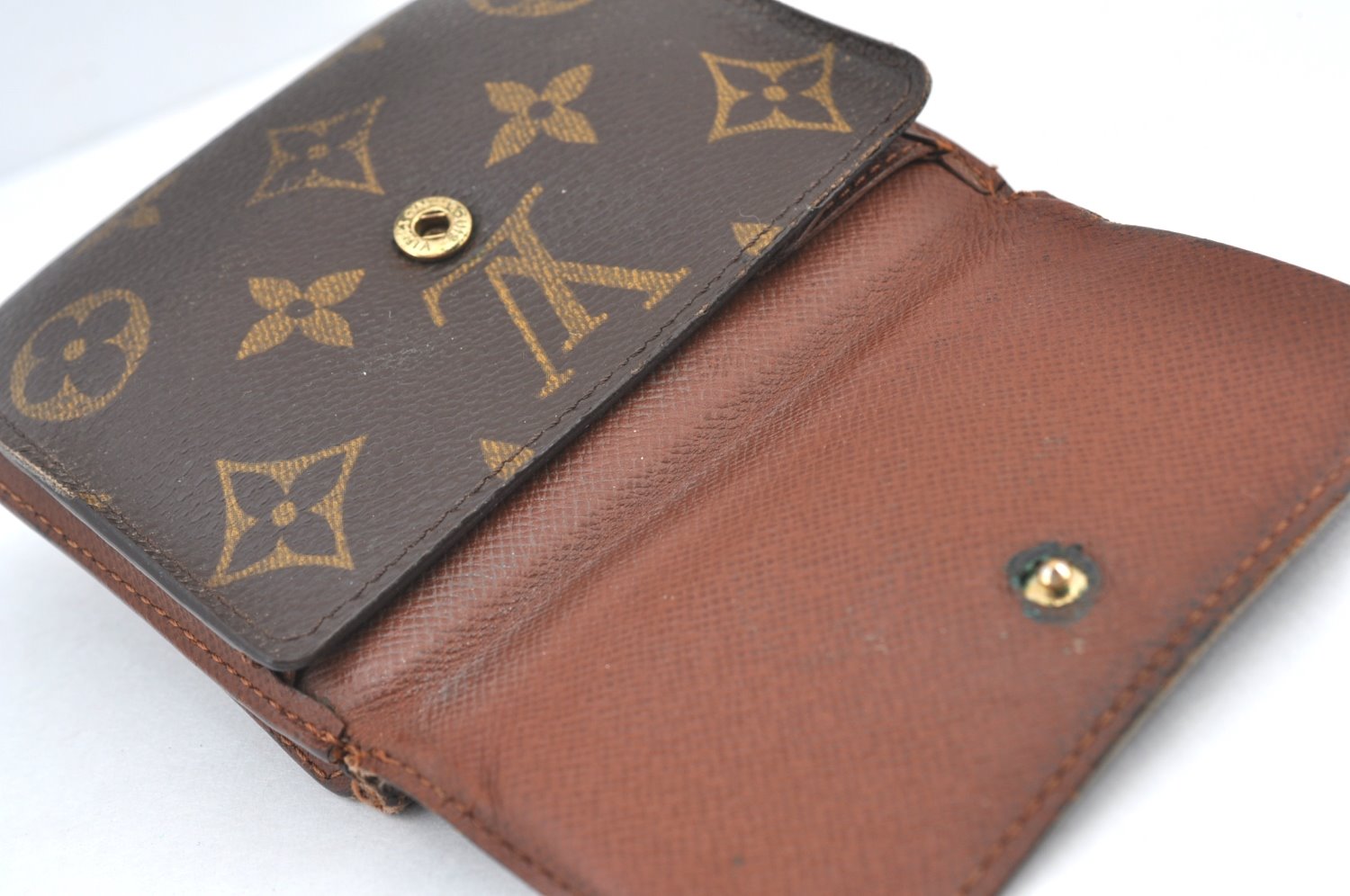 Authentic Louis Vuitton Monogram M61652 Porte Monnaie Billet Carte Credit K7972