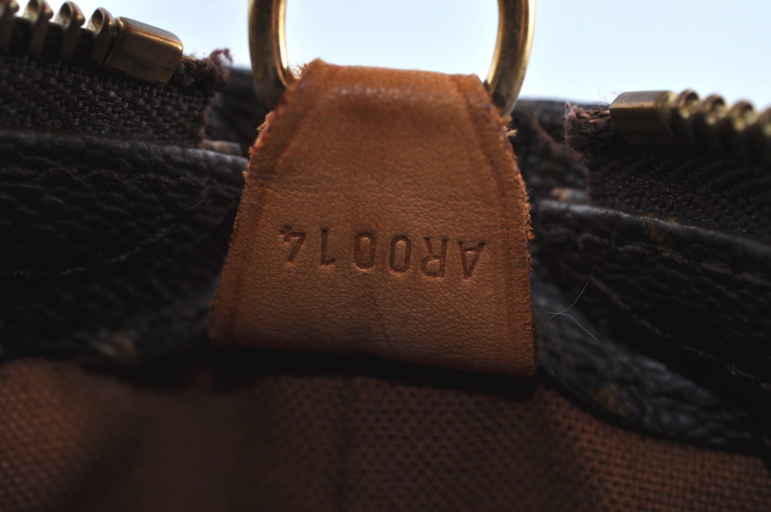 Authentic Louis Vuitton Monogram Cabas Mezzo Shoulder Tote Bag M51151 Junk K7998