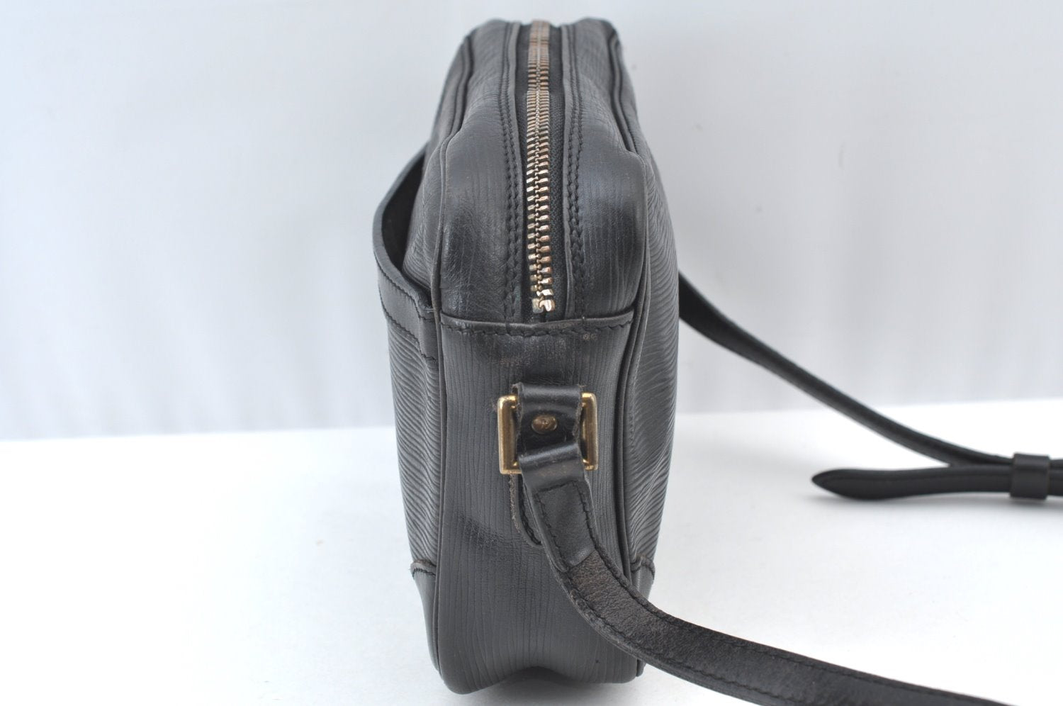 Auth Louis Vuitton Epi Trocadero 24 Shoulder Cross Body Bag M52312 Black K7999