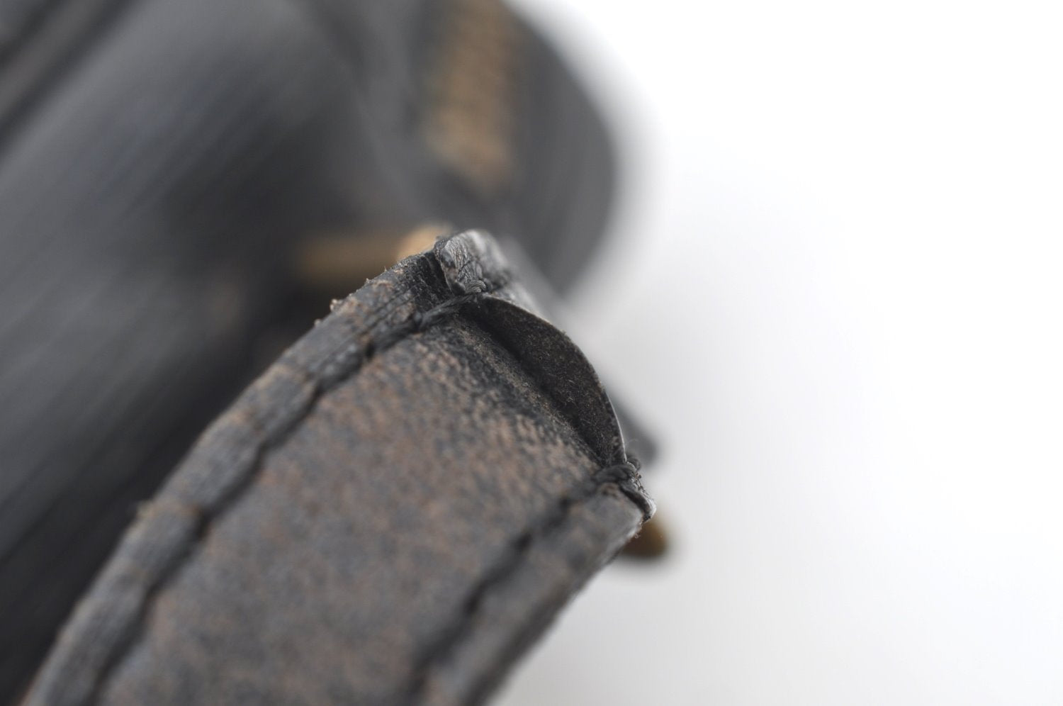 Auth Louis Vuitton Epi Trocadero 24 Shoulder Cross Body Bag M52312 Black K7999