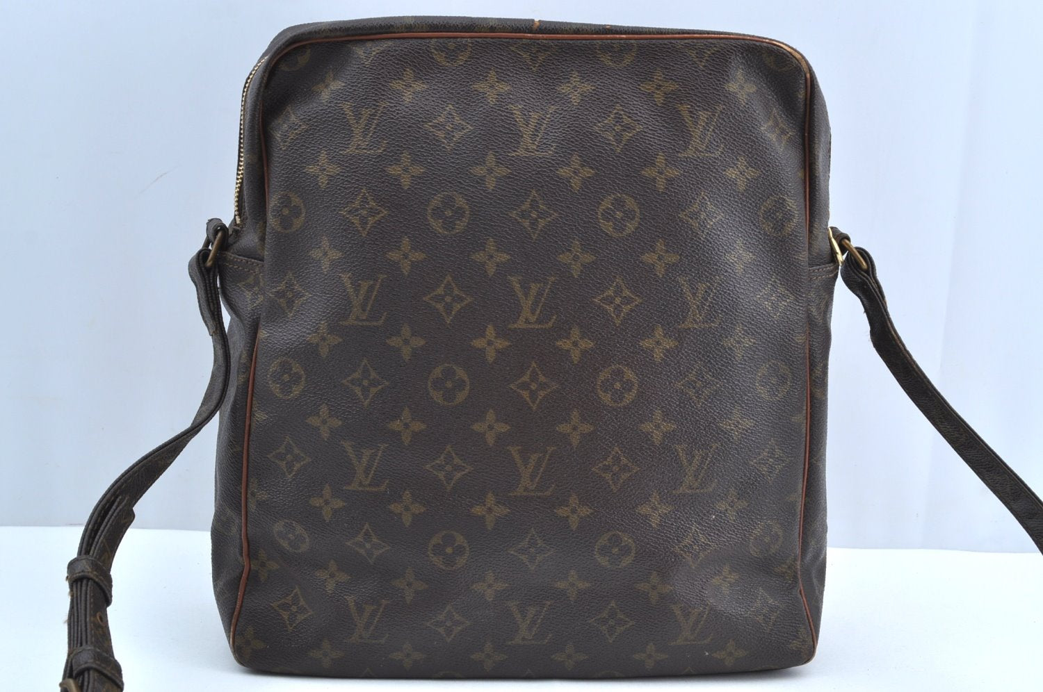 Authentic Louis Vuitton Monogram Marceau Shoulder Cross Body Bag Old Model K8011