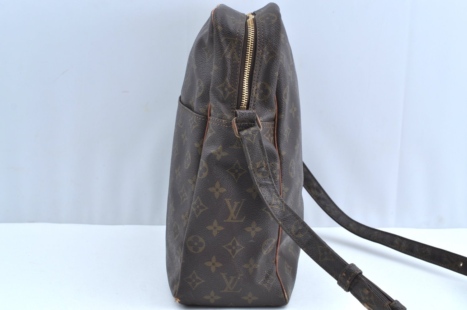 Authentic Louis Vuitton Monogram Marceau Shoulder Cross Body Bag Old Model K8011
