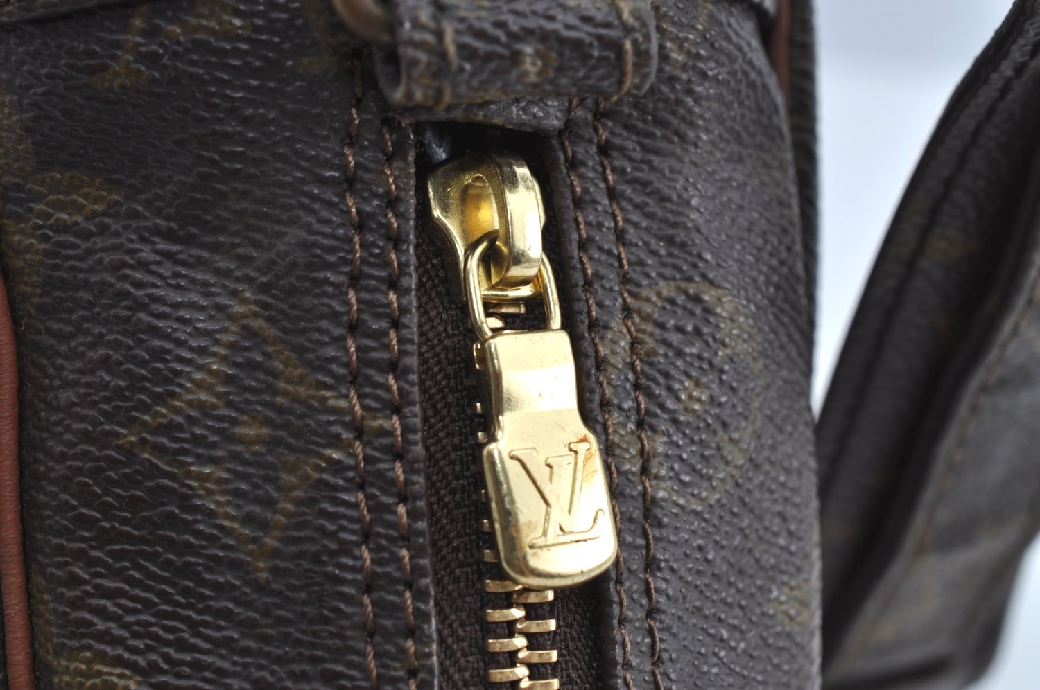 Authentic Louis Vuitton Monogram Marceau Shoulder Cross Body Bag Old Model K8011