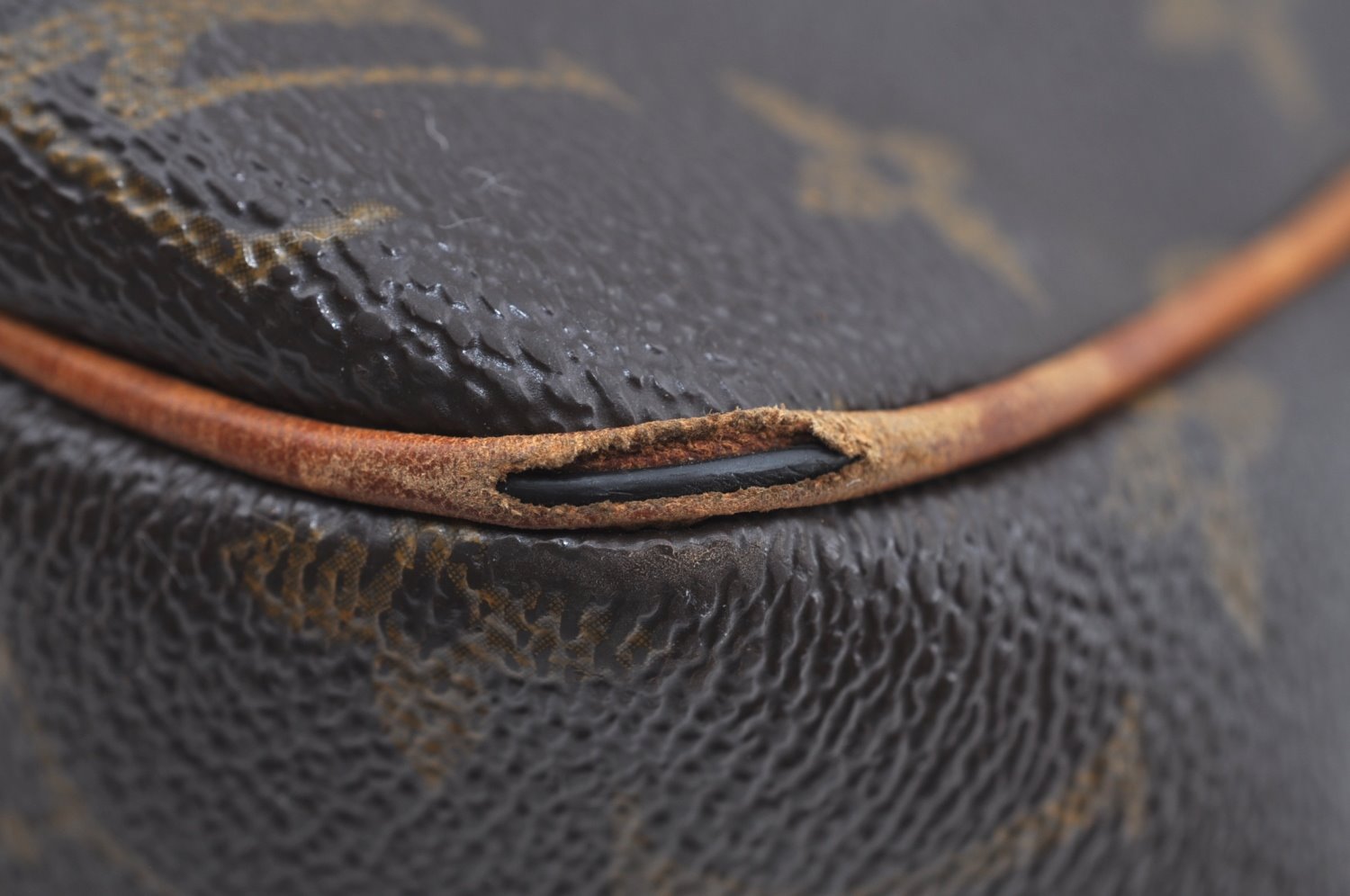 Authentic Louis Vuitton Monogram Batignolles Horizontal Tote Bag M51154 LV K8022