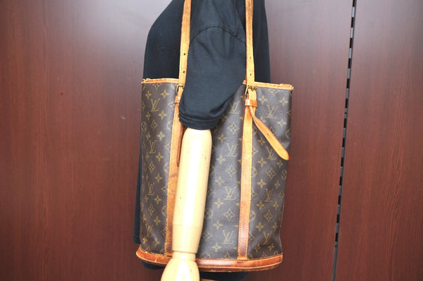 Authentic Louis Vuitton Monogram Bucket GM Shoulder Tote Bag Old Model LV K8025