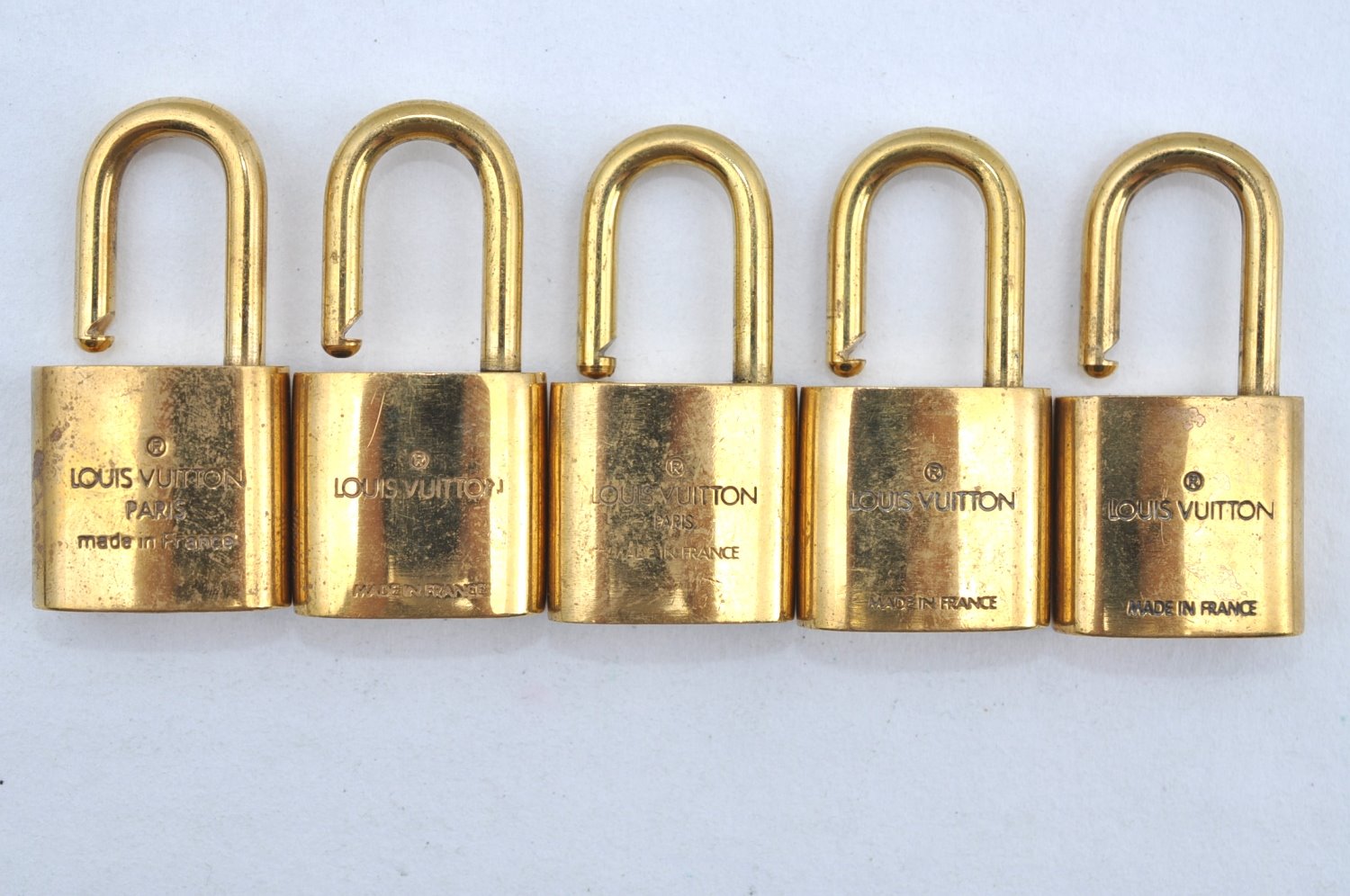 Authentic Louis Vuitton Padlock Gold 10Set LV K8040