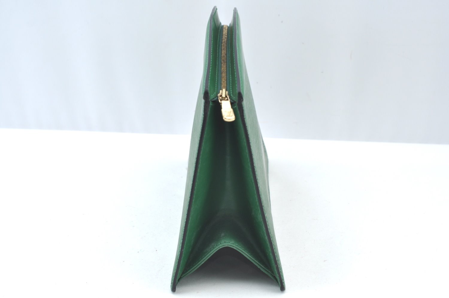 Authentic Louis Vuitton Epi Trousse Crete Clutch Bag Green M48407 LV K8064