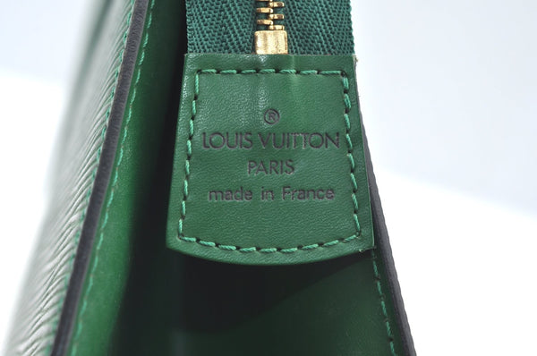 Authentic Louis Vuitton Epi Trousse Crete Clutch Bag Green M48407 LV K8064
