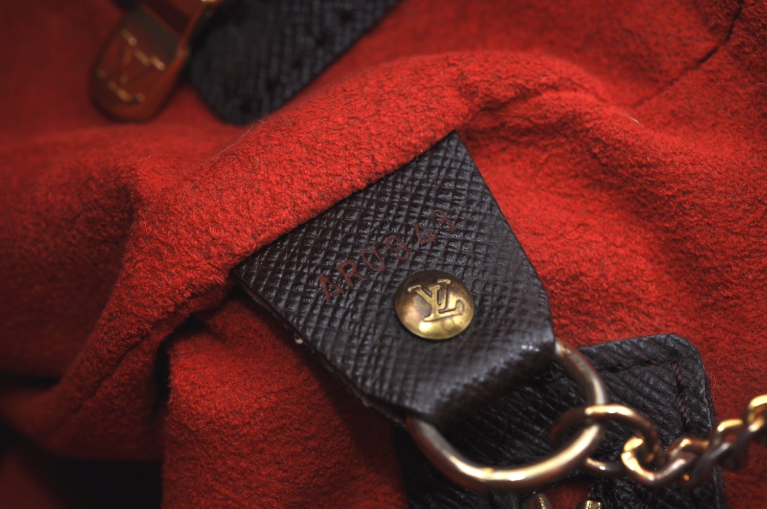 Authentic Louis Vuitton Damier Marais Bucket Shoulder Tote Bag N42240 LV K8072