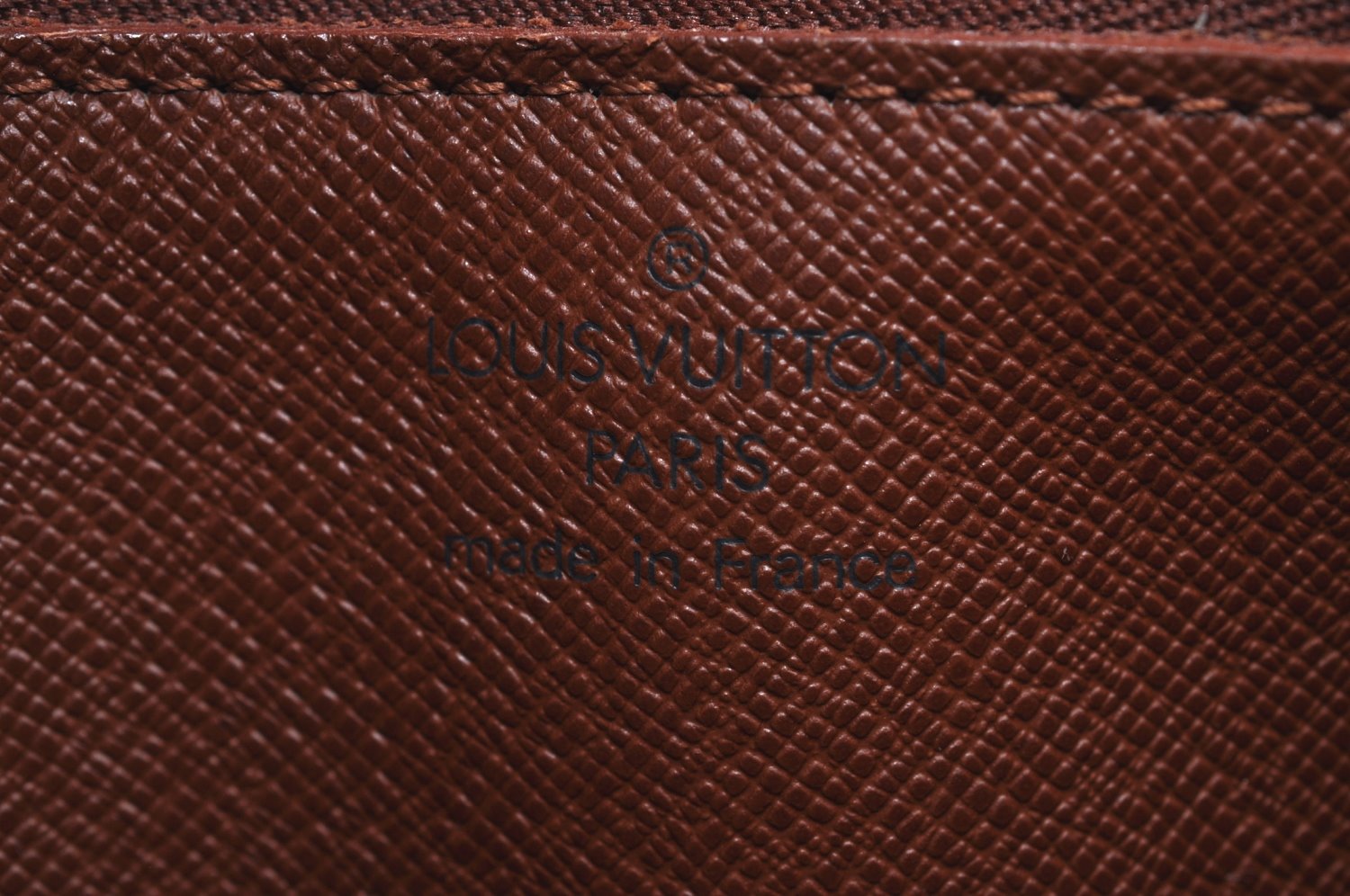 Authentic Louis Vuitton Monogram Saint Cloud GM M51242 Shoulder Cross Bag K8080