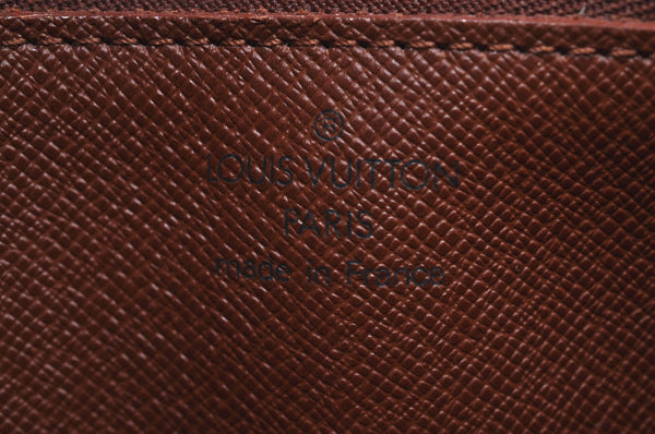 Authentic Louis Vuitton Monogram Saint Cloud GM M51242 Shoulder Cross Bag K8080