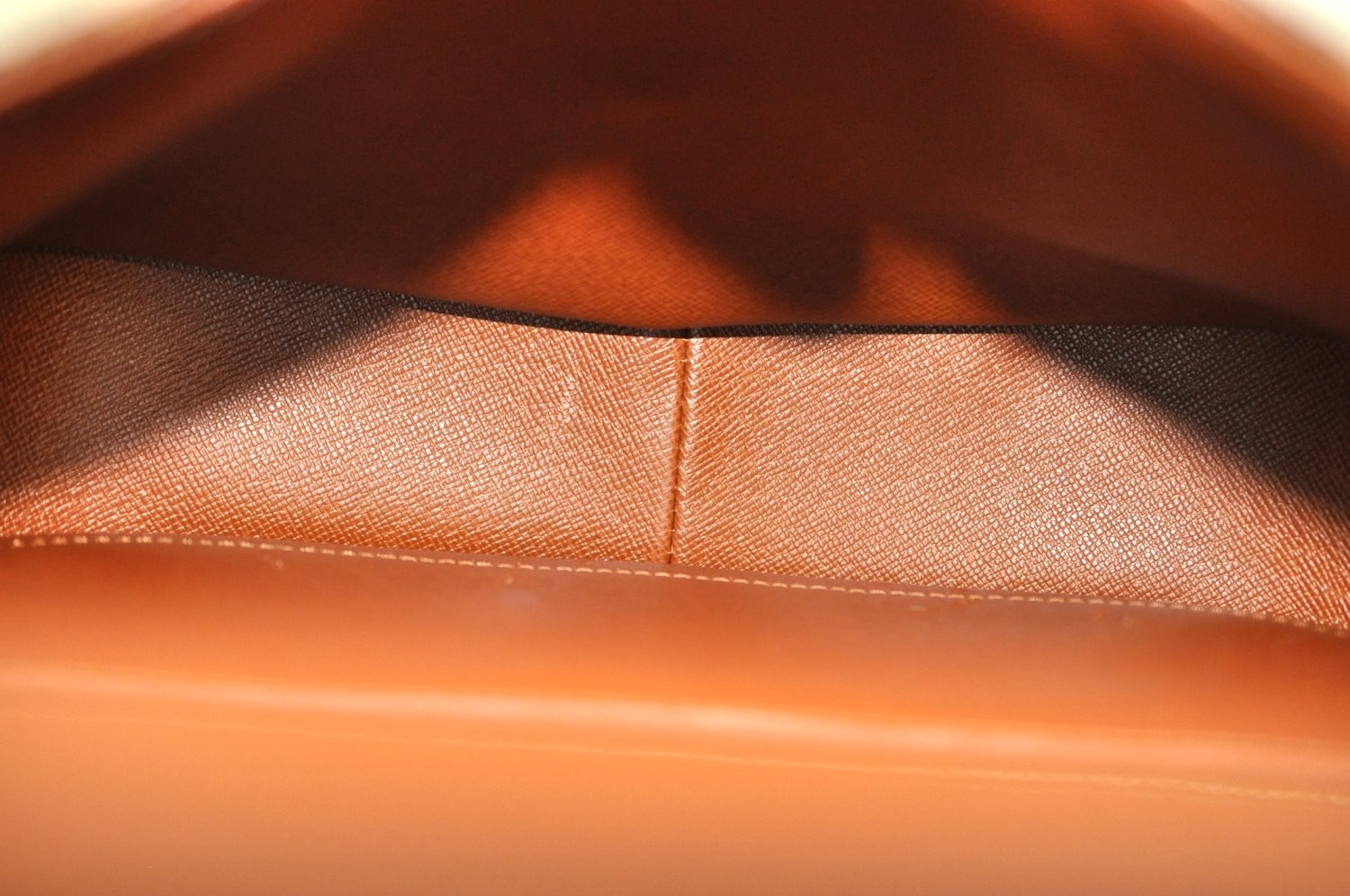 Authentic Louis Vuitton Monogram Saint Cloud GM M51242 Shoulder Cross Bag K8080