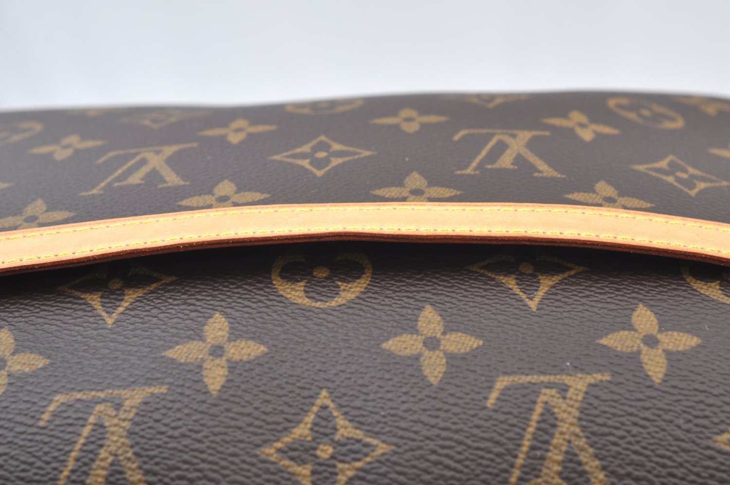 Authentic Louis Vuitton Monogram Reporter PM Shoulder Cross Bag M45254 LV K8104