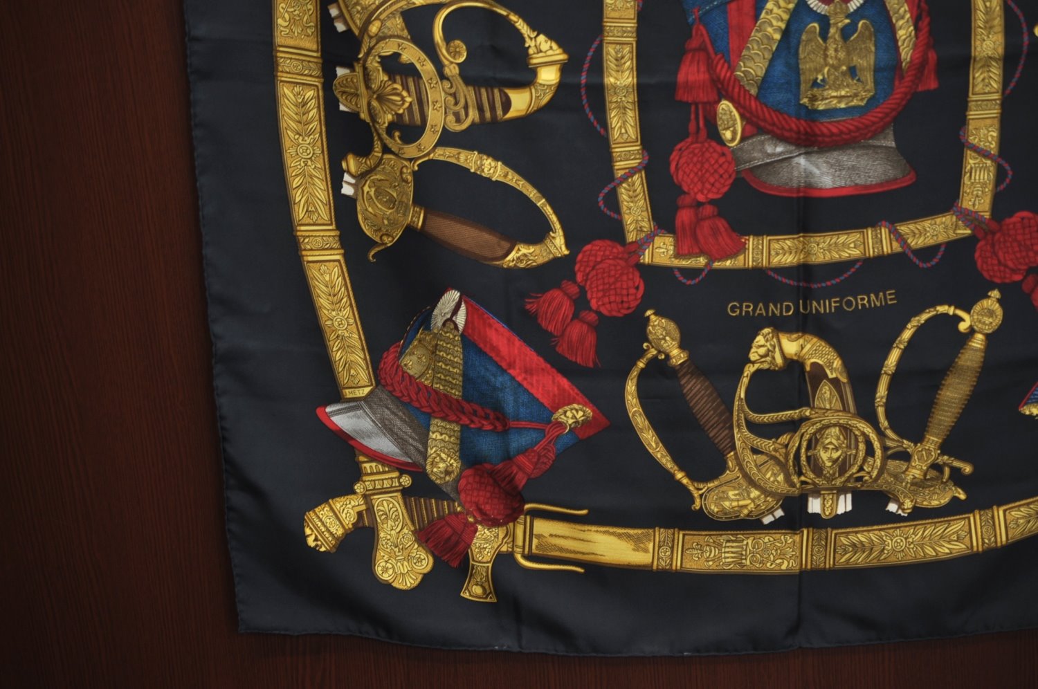 Authentic HERMES Carre 90 Scarf 