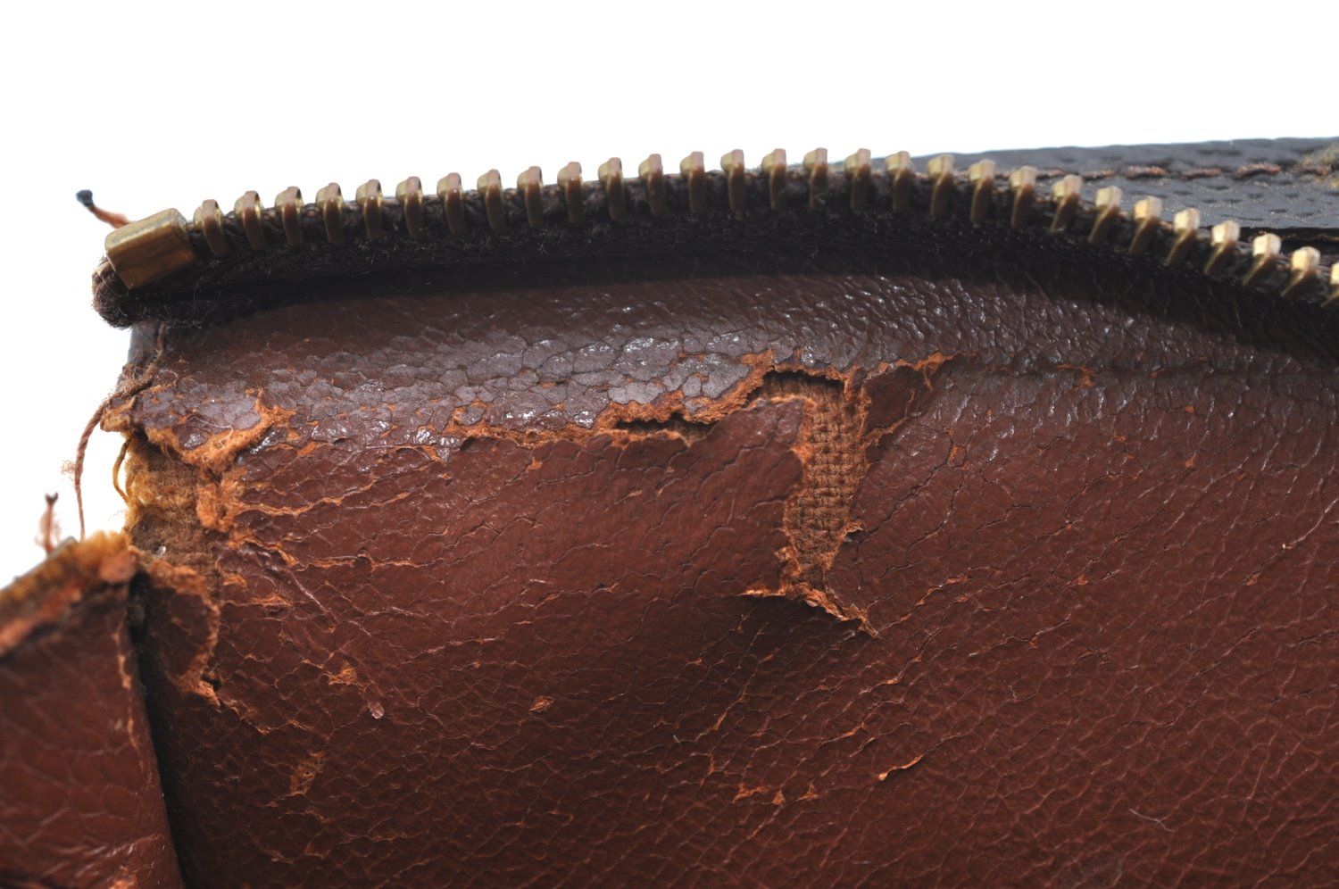 Auth Louis Vuitton Monogram Poche Toilette 26 Pouch Old Model LV Junk K8161