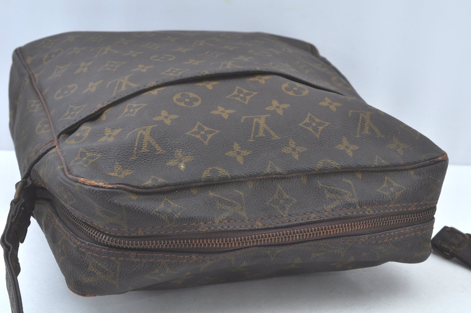 Authentic Louis Vuitton Monogram Marceau Shoulder Cross Bag M40264 LV Junk K8163
