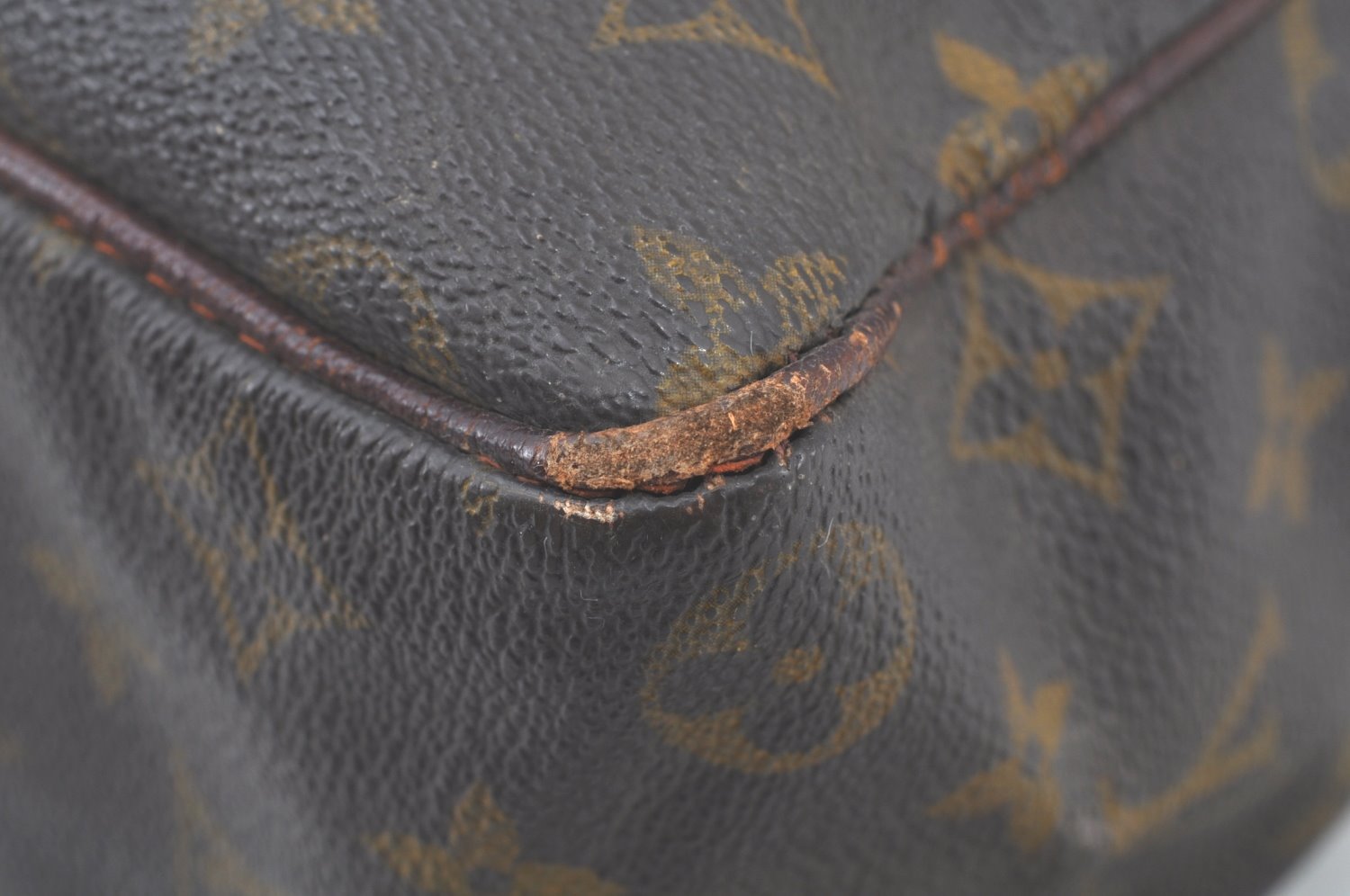 Authentic Louis Vuitton Monogram Marceau Shoulder Cross Bag M40264 LV Junk K8163