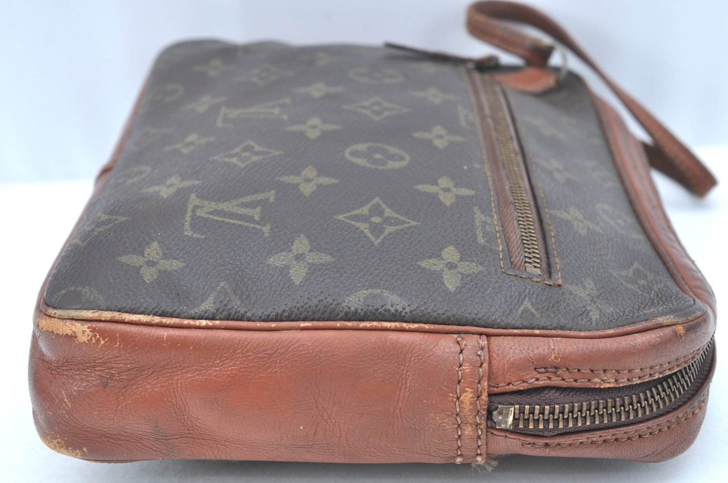Authentic Louis Vuitton Monogram Pochette Sport Clutch Bag Old Model Junk K8167