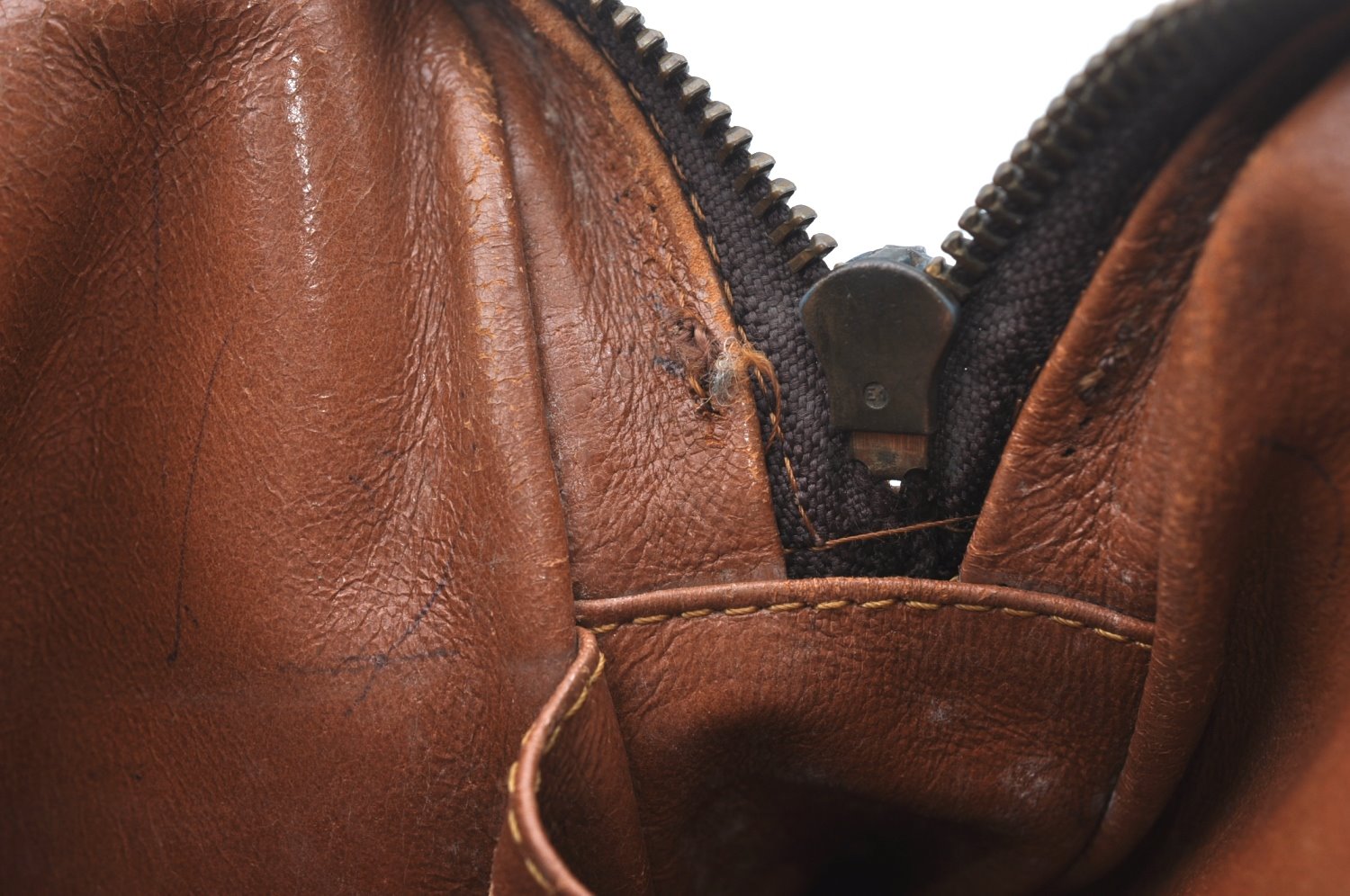 Authentic Louis Vuitton Monogram Pochette Sport Clutch Bag Old Model Junk K8167