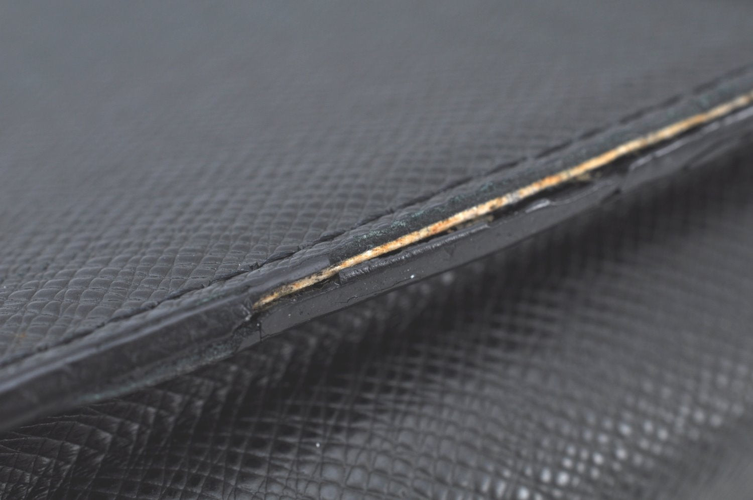 Auth Louis Vuitton Taiga Lozan 2Way Business Hand Bag Black M30052 LV Junk K8169