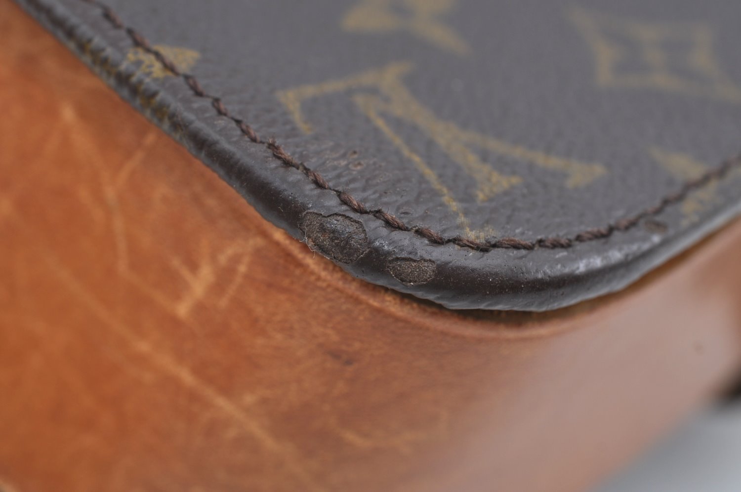 Authentic Louis Vuitton Monogram Cartouchiere GM Shoulder Bag Old Model K8175