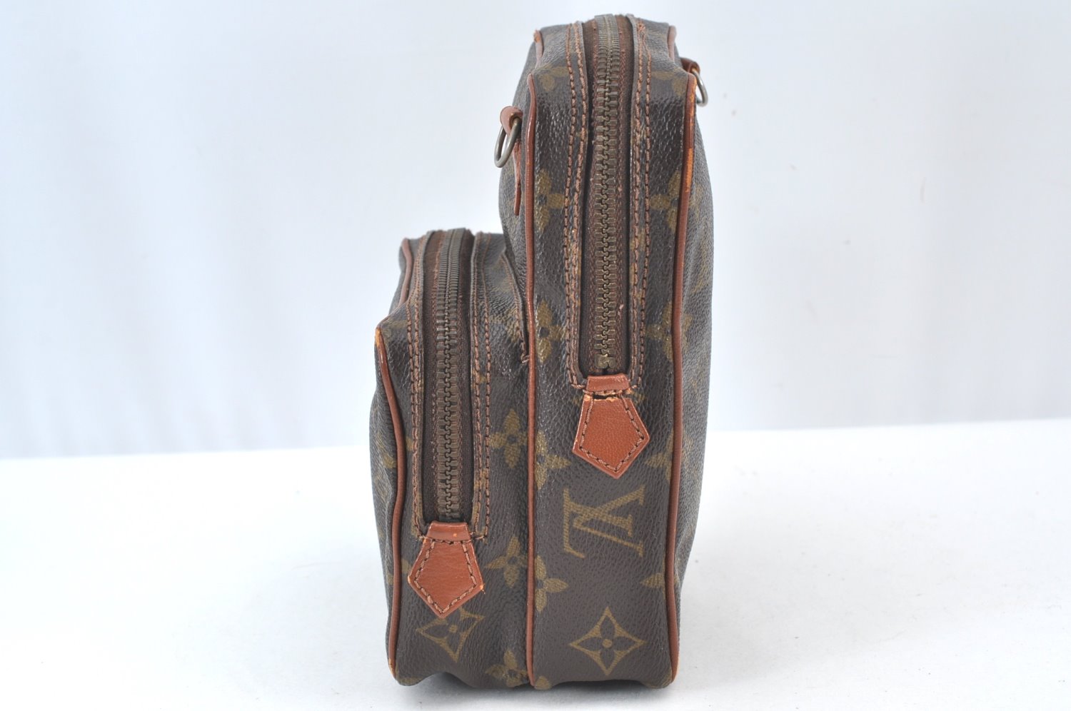 Authentic Louis Vuitton Monogram Amazone Shoulder Cross Bag Old Model K8187