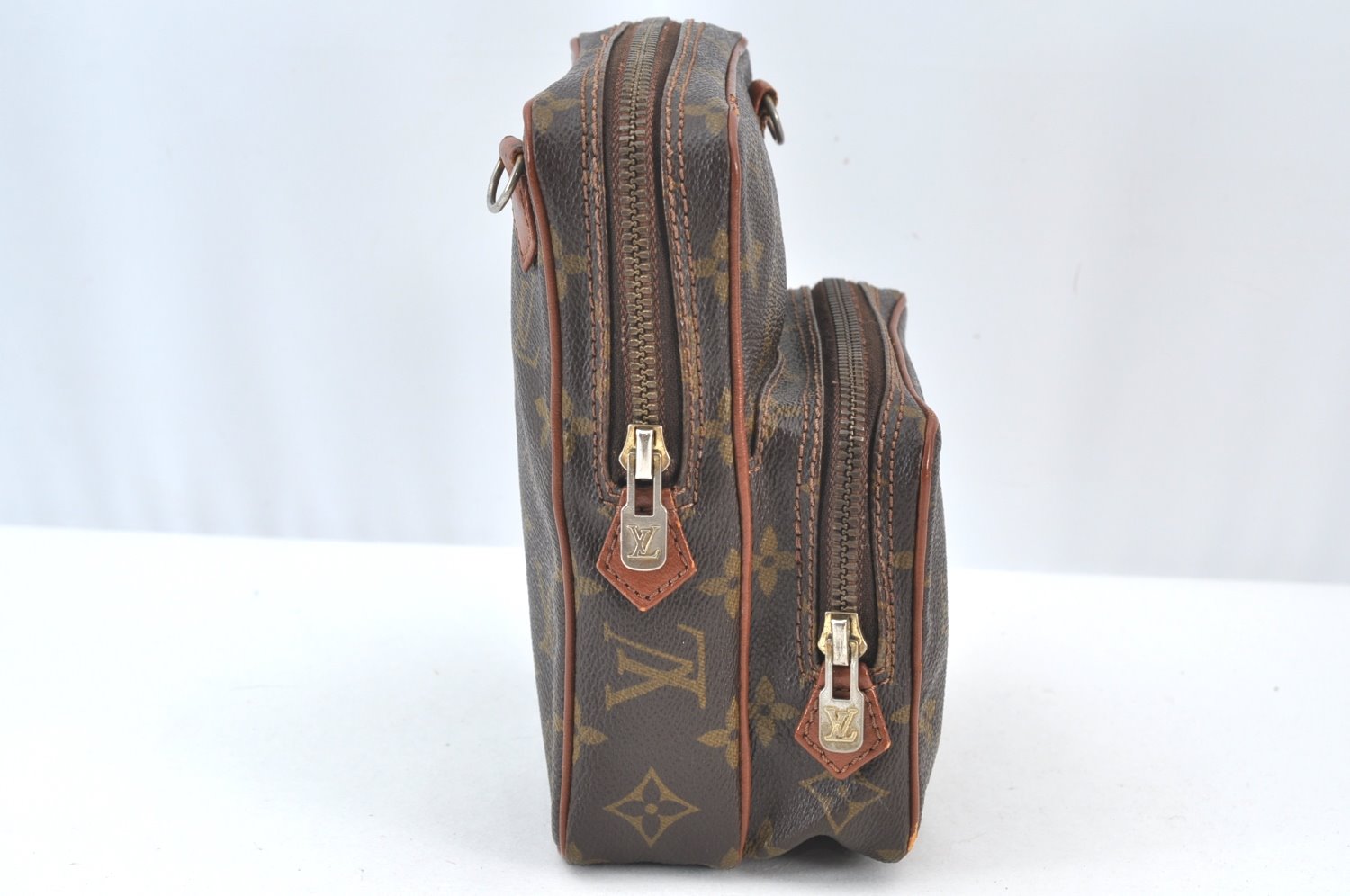 Authentic Louis Vuitton Monogram Amazone Shoulder Cross Bag Old Model K8187