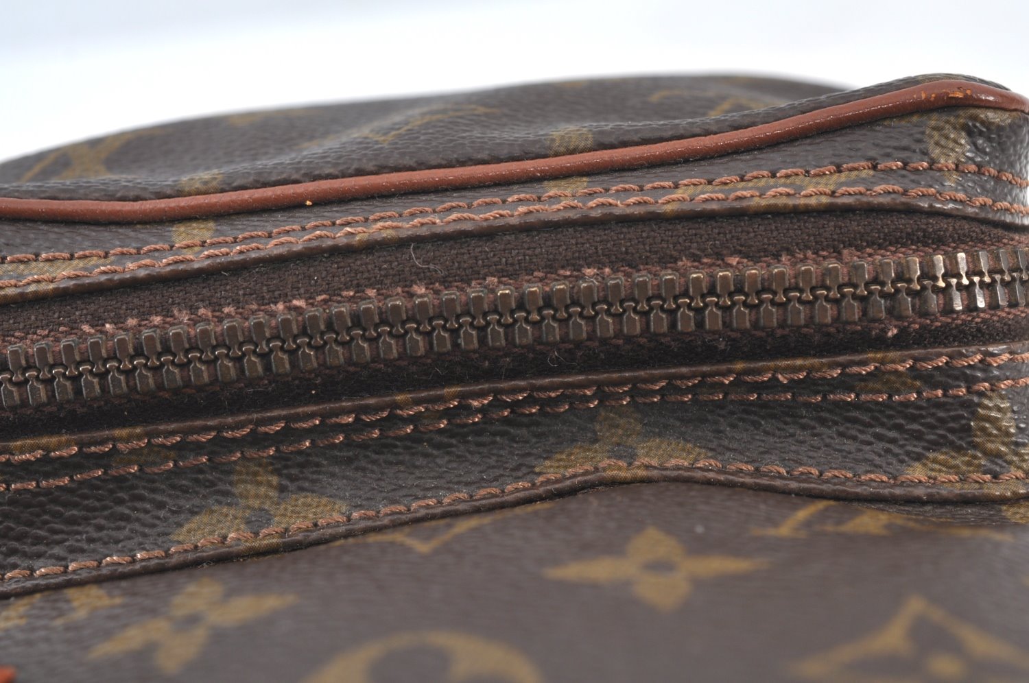 Authentic Louis Vuitton Monogram Amazone Shoulder Cross Bag Old Model K8187