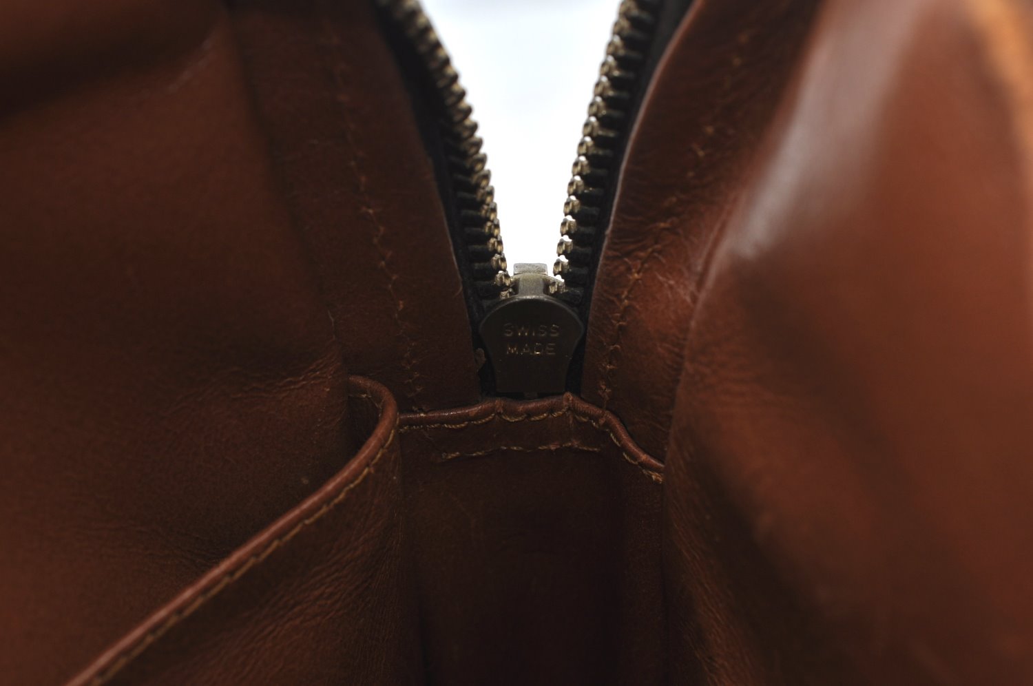 Authentic Louis Vuitton Monogram Amazone Shoulder Cross Bag Old Model K8187