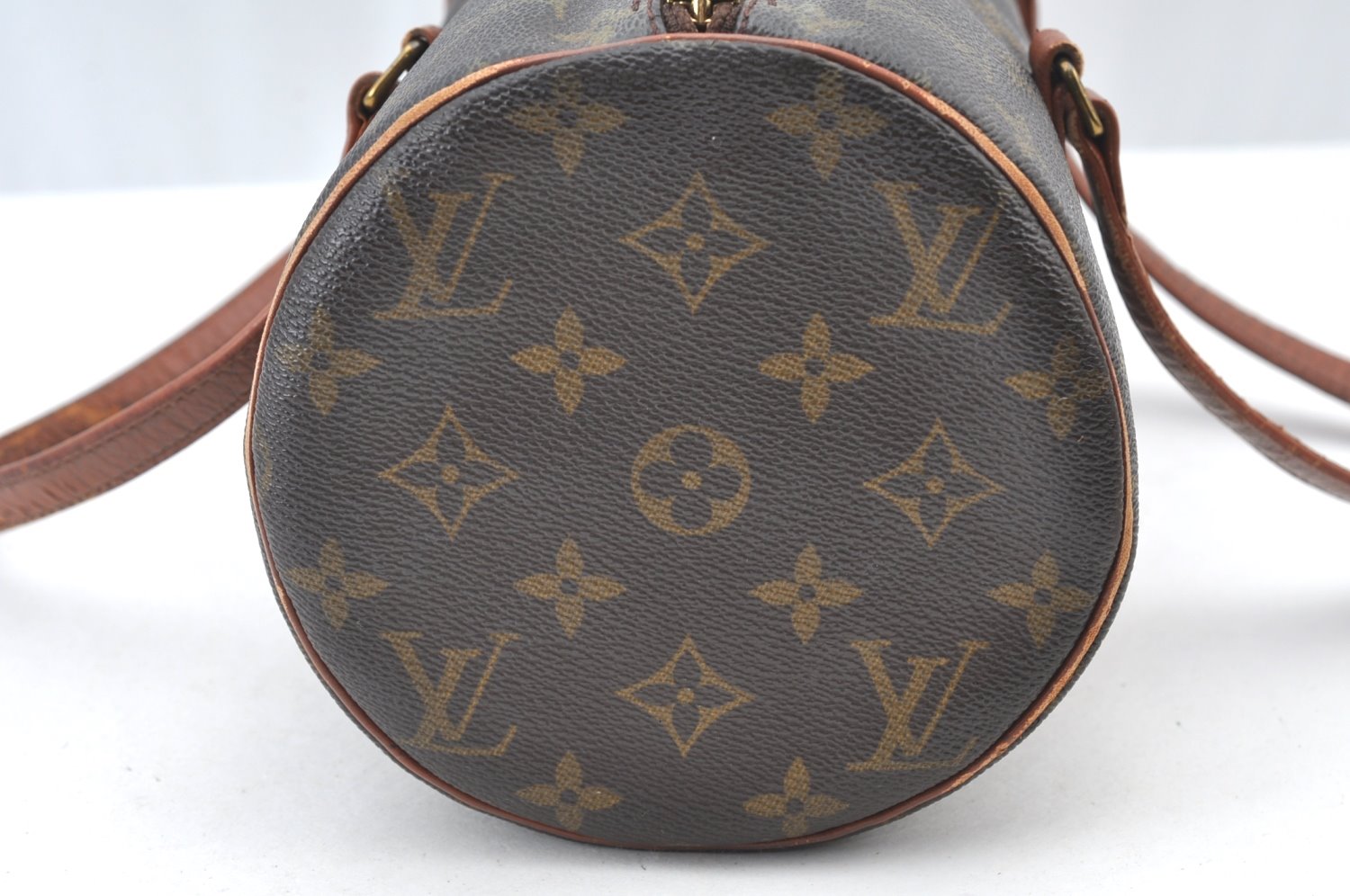 Authentic Louis Vuitton Monogram Papillon 30 Hand Bag Old Model LV K8193