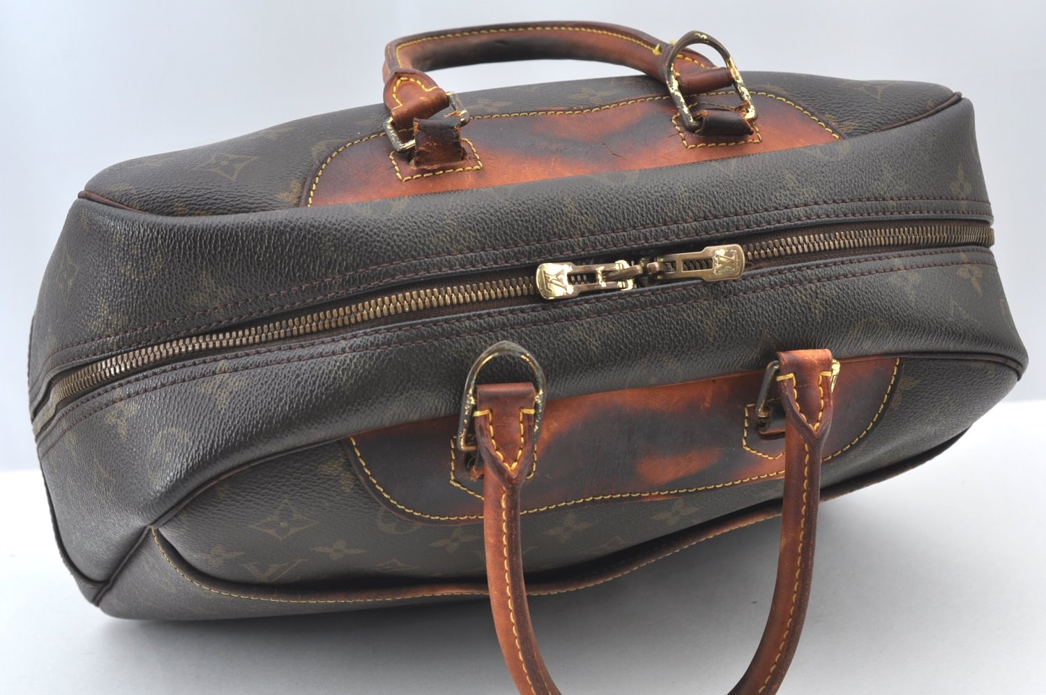 Authentic Louis Vuitton Monogram Deauville Hand Bag M47270 LV Junk K8199