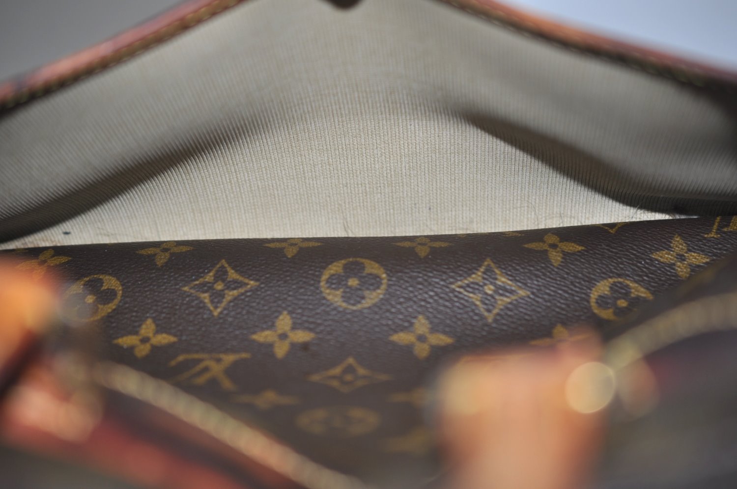 Authentic Louis Vuitton Monogram Deauville Hand Bag M47270 LV Junk K8199