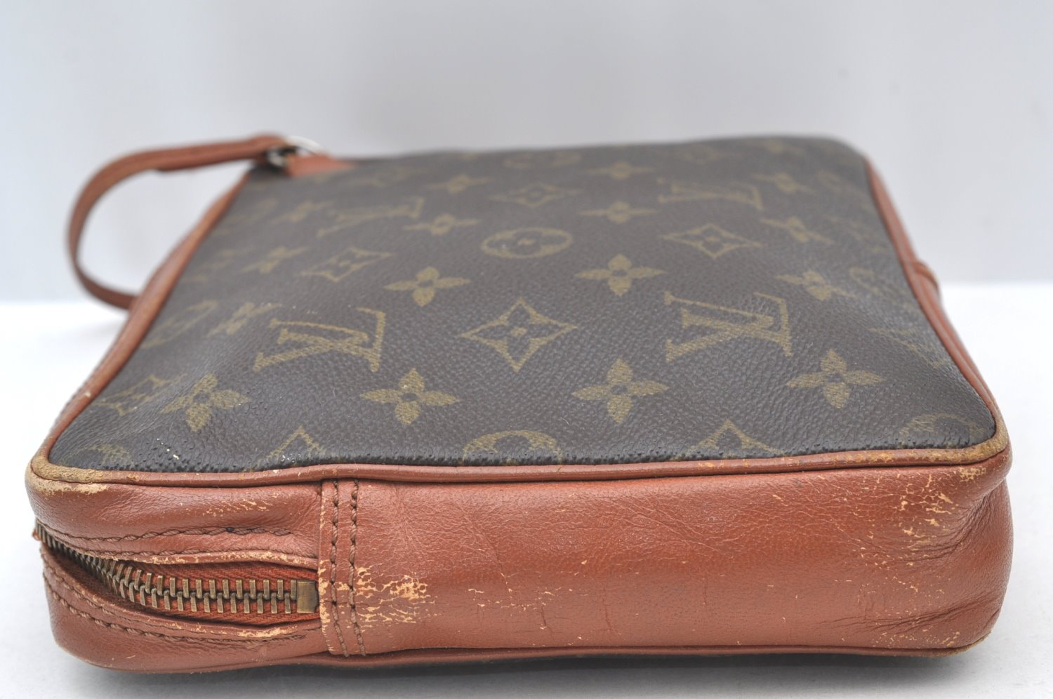 Authentic Louis Vuitton Monogram Pochette Sport Clutch Hand Bag Old Model K8200
