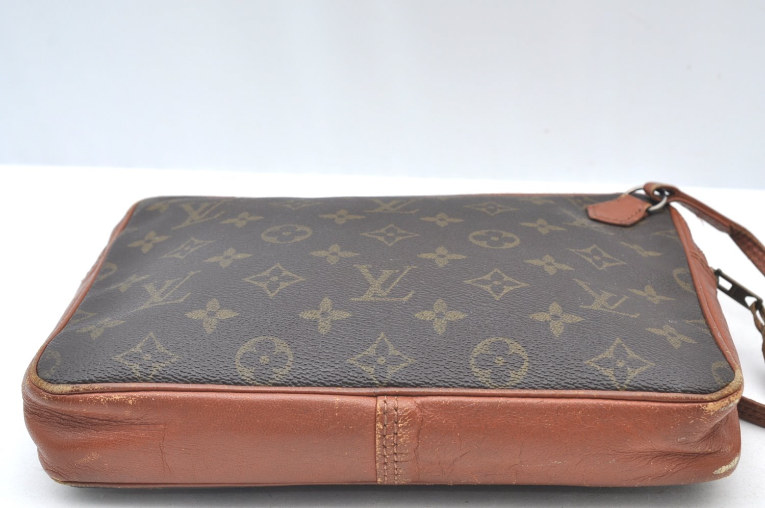 Authentic Louis Vuitton Monogram Pochette Sport Clutch Hand Bag Old Model K8200