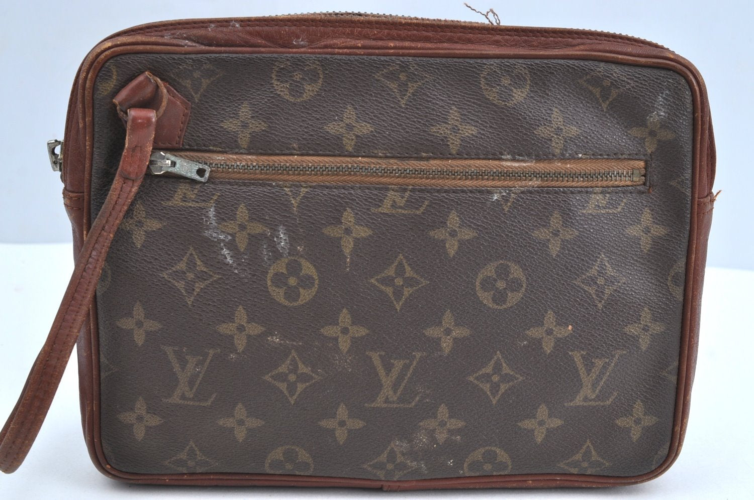 Authentic Louis Vuitton Monogram Pochette Sport Clutch Bag Old Model Junk K8201
