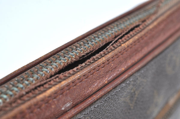 Authentic Louis Vuitton Monogram Pochette Sport Clutch Bag Old Model Junk K8201