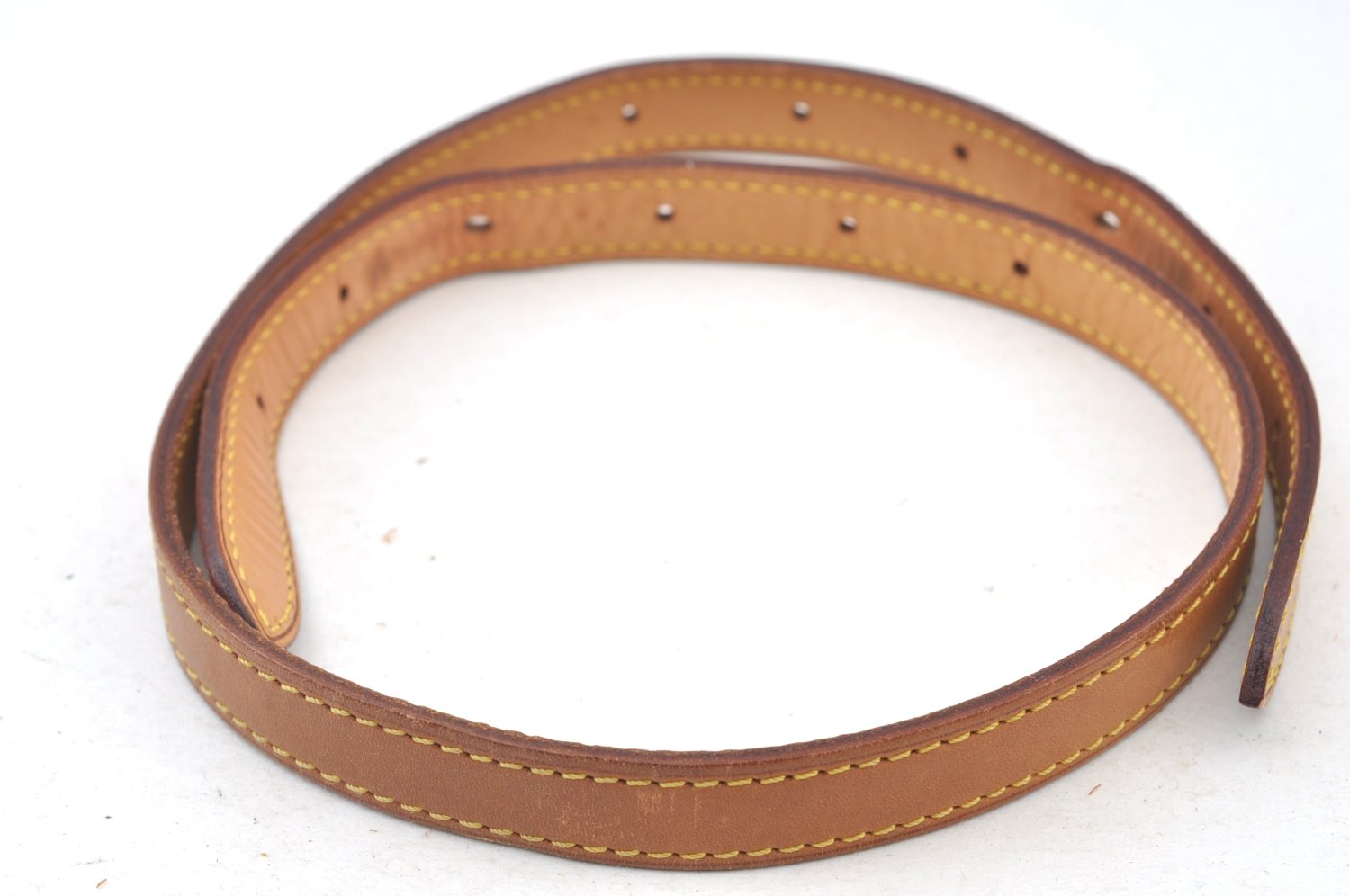 Authentic Louis Vuitton Leather Shoulder Strap For Bucket GM 31.9