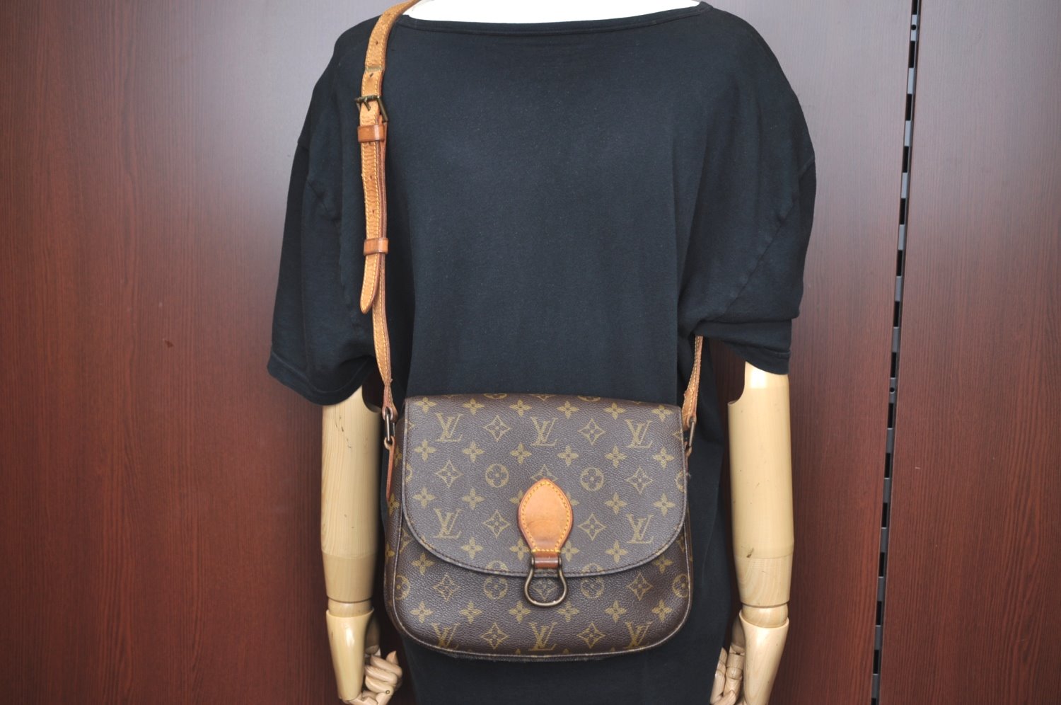 Authentic Louis Vuitton Monogram Saint Cloud GM M51242 Shoulder Cross Bag K8206