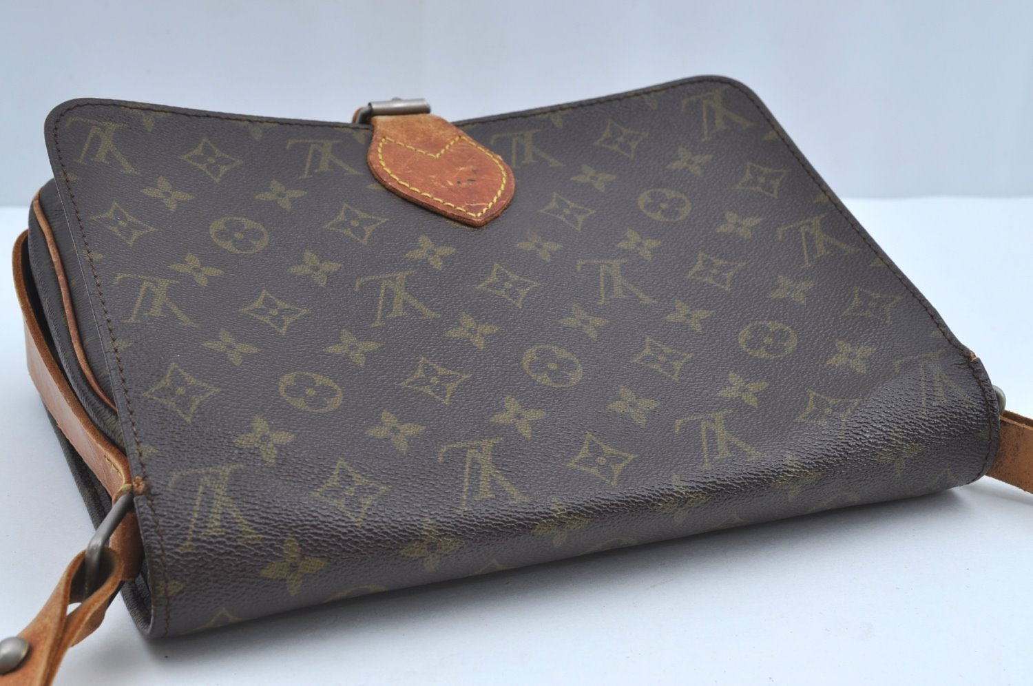 Authentic Louis Vuitton Monogram Cartouchiere GM Shoulder Bag Old Model LV K8217
