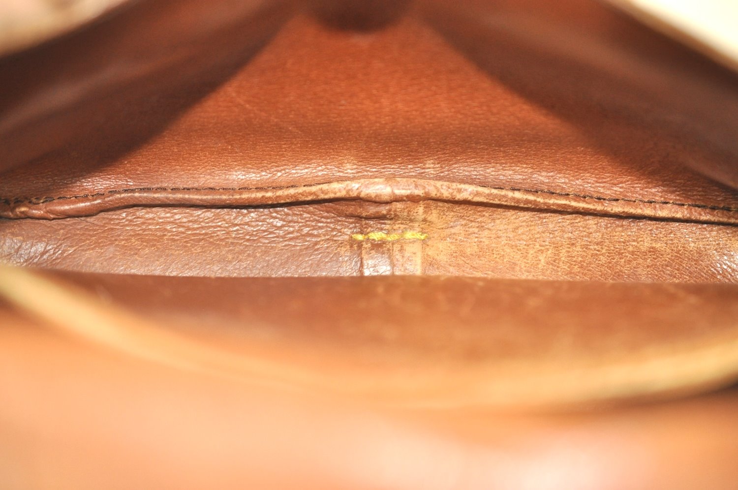 Authentic Louis Vuitton Monogram Cartouchiere GM Shoulder Bag Old Model LV K8217