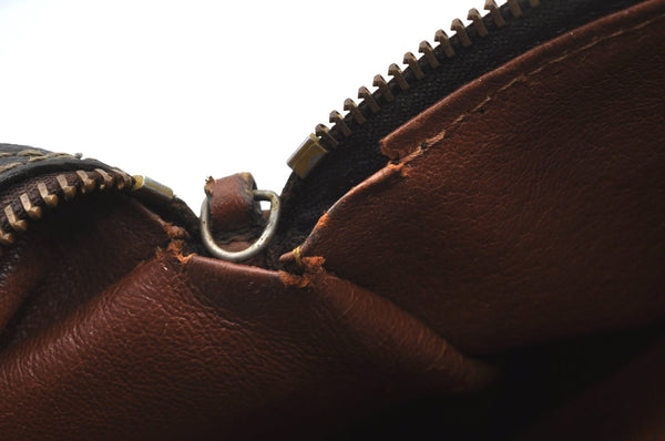 Authentic Louis Vuitton Monogram Papillon 30 Hand Bag Old Model LV K8220