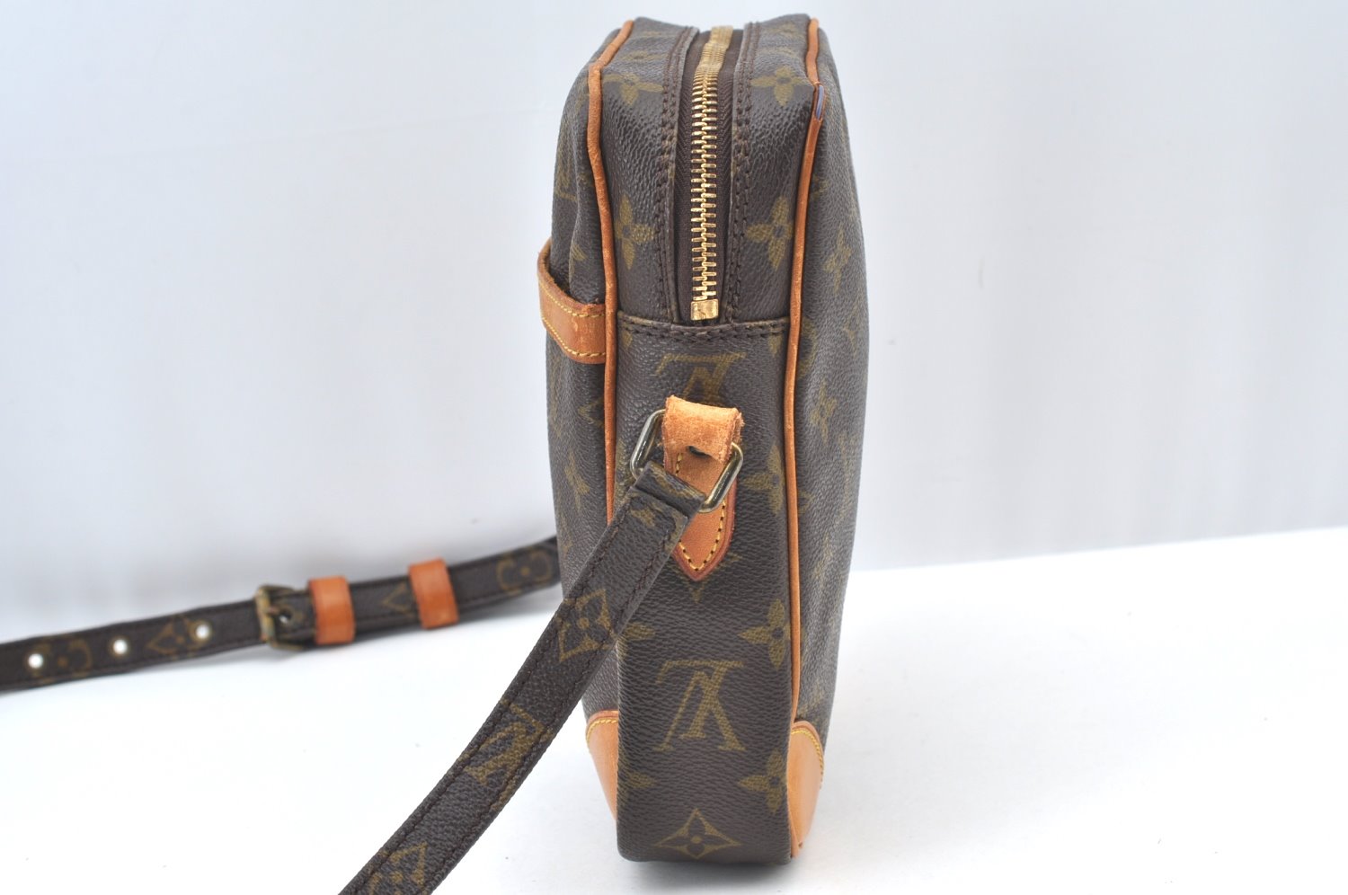 Authentic Louis Vuitton Monogram Danube Shoulder Cross Body Bag M45266 LV K8222