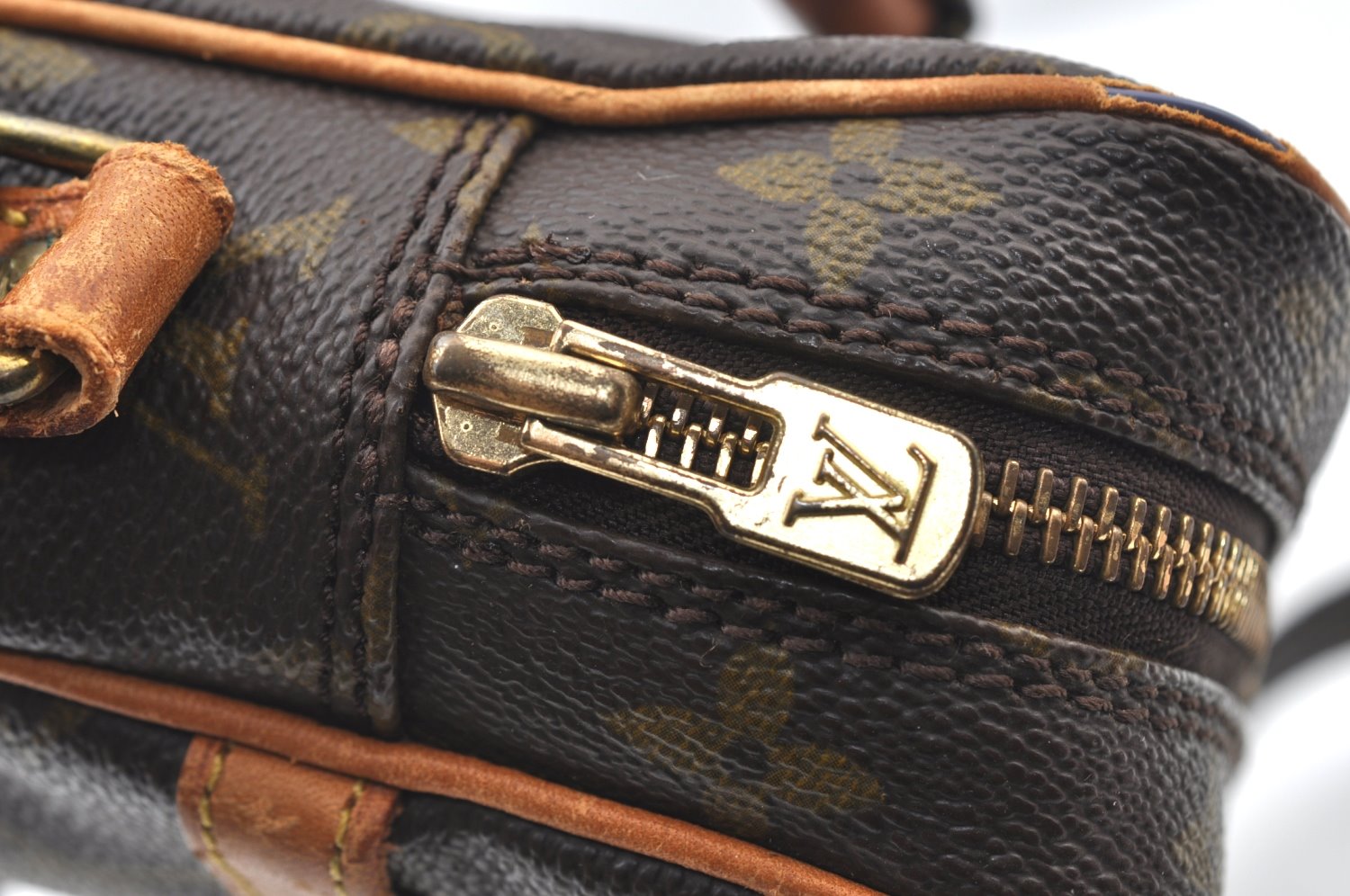 Authentic Louis Vuitton Monogram Danube Shoulder Cross Body Bag M45266 LV K8222