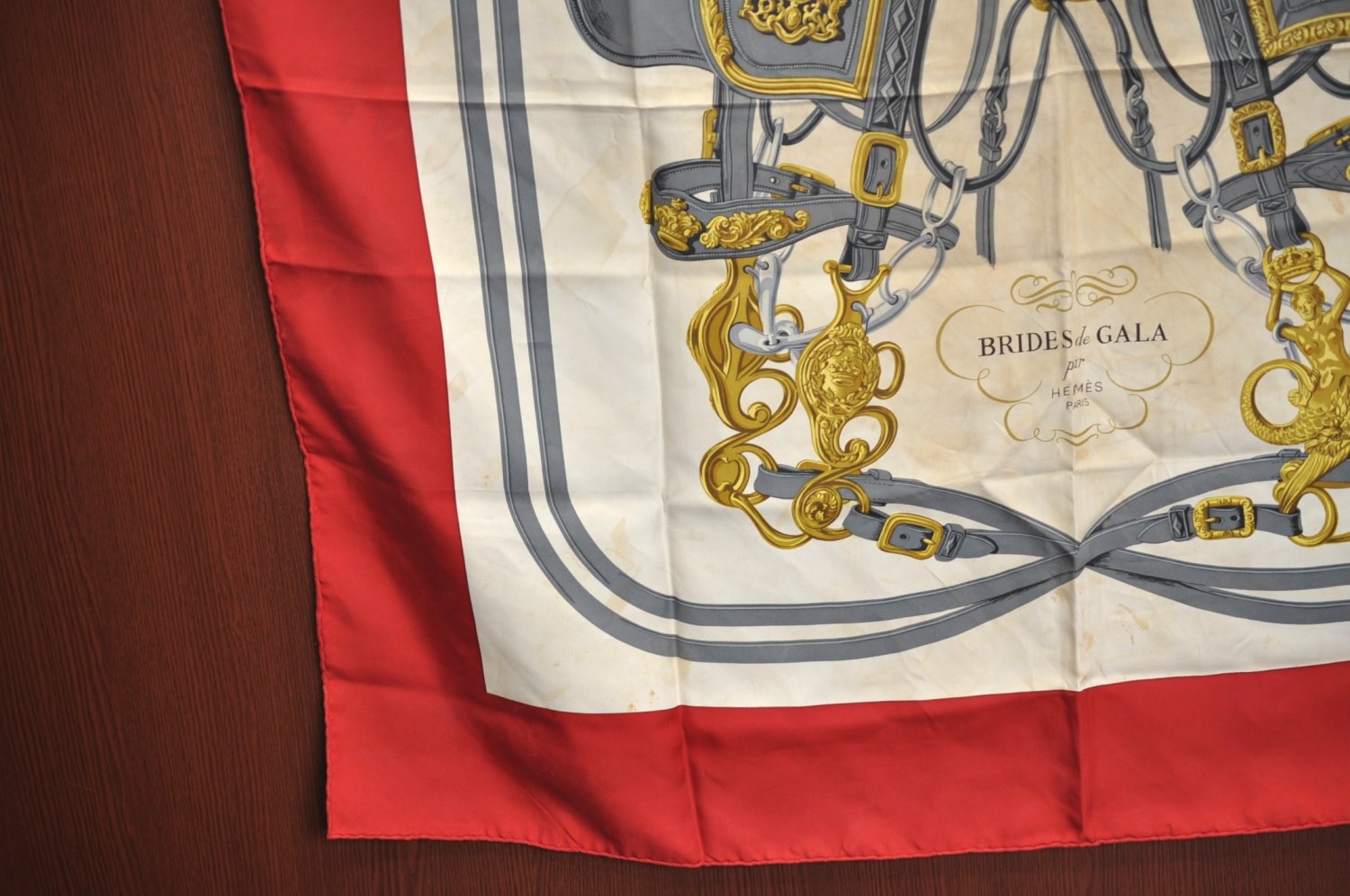 Authentic HERMES Carre 90 Scarf 