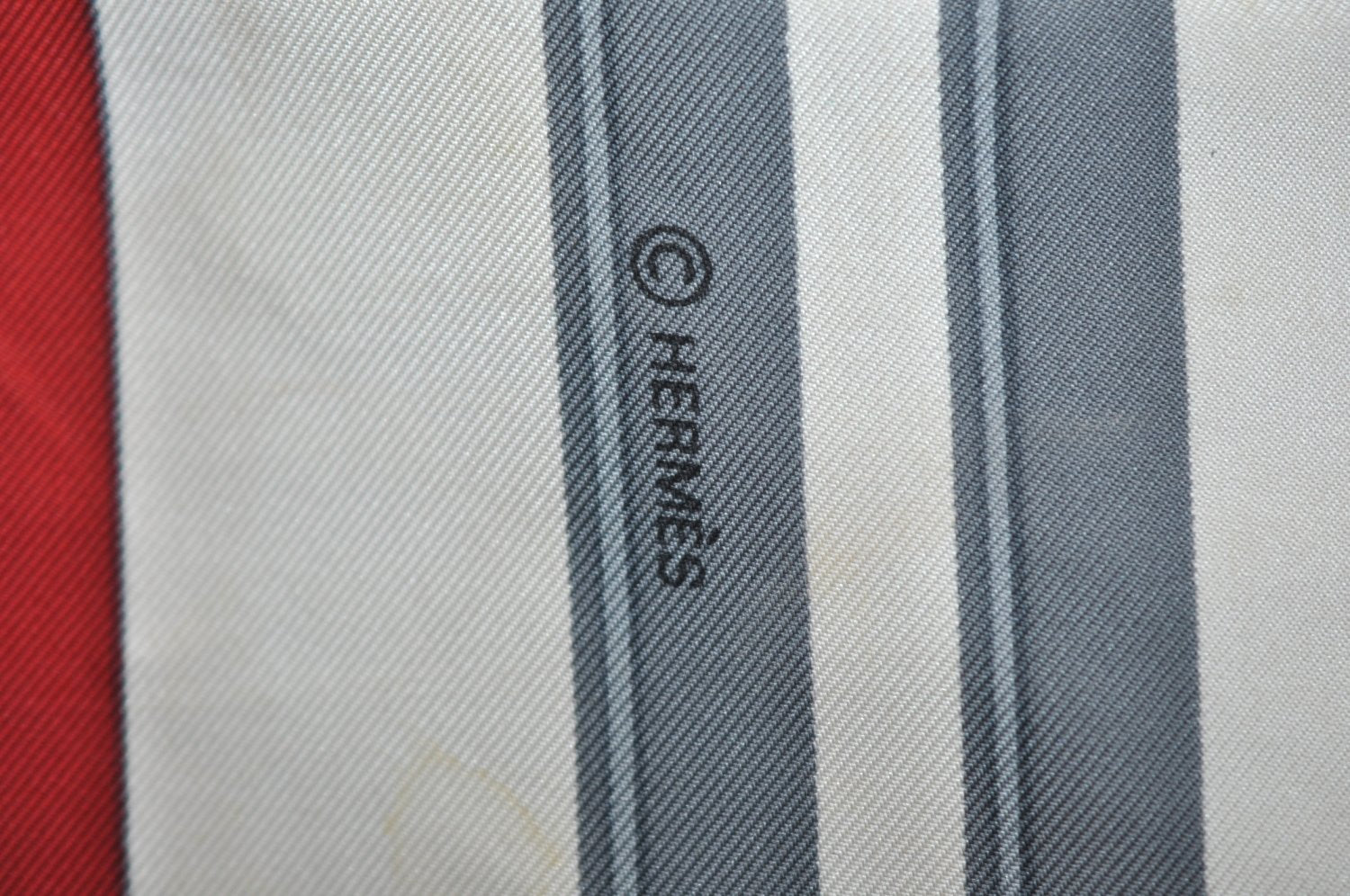 Authentic HERMES Carre 90 Scarf 