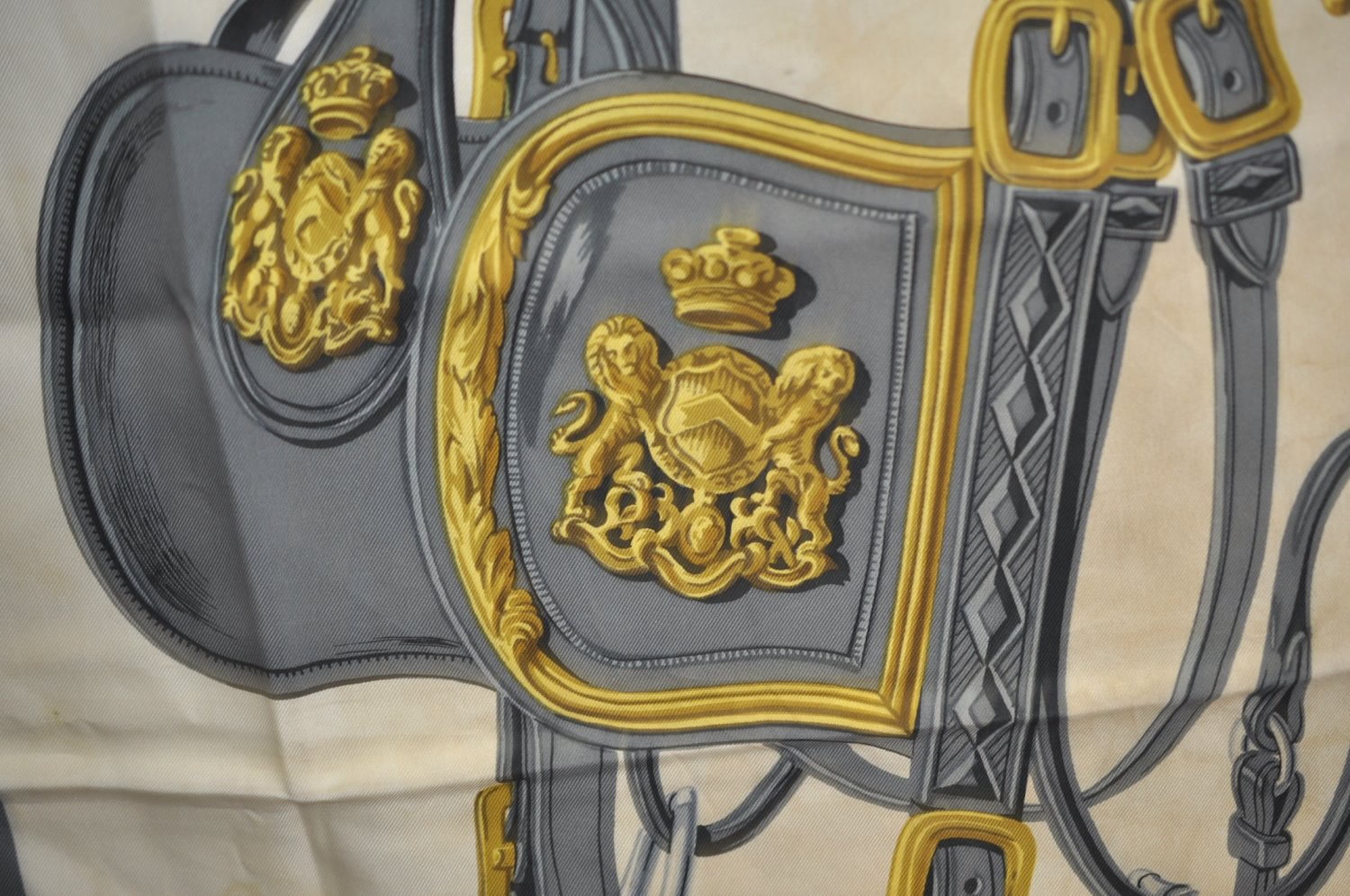 Authentic HERMES Carre 90 Scarf 