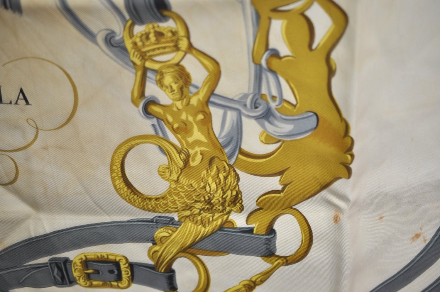 Authentic HERMES Carre 90 Scarf 