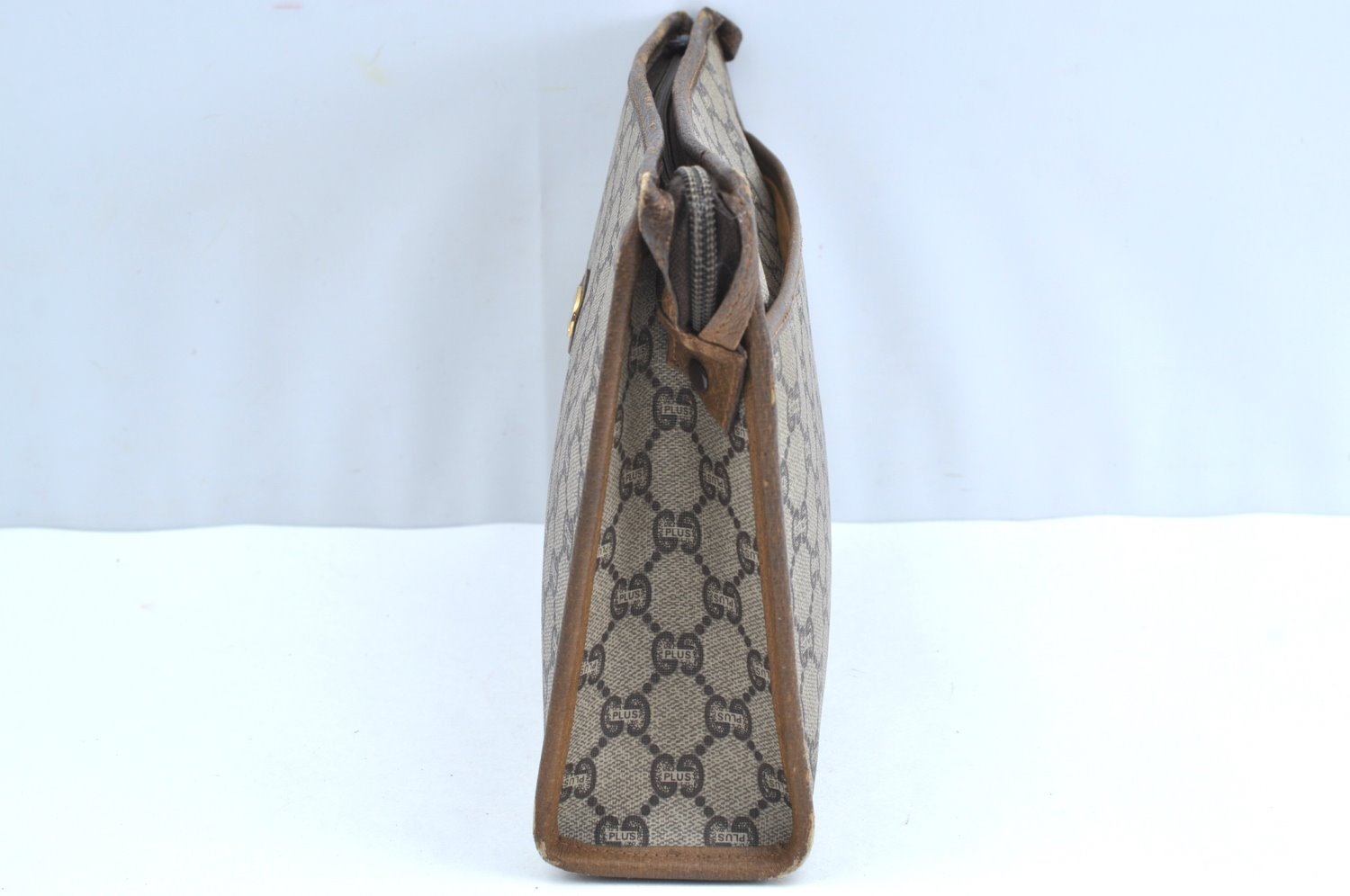 Authentic GUCCI GG Plus Clutch Hand Bag Purse PVC Leather Brown K8224