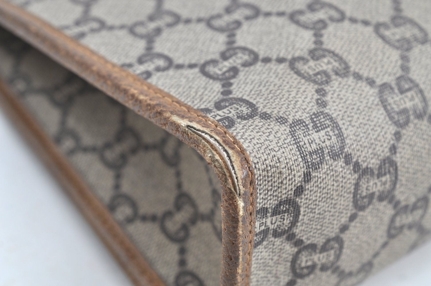 Authentic GUCCI GG Plus Clutch Hand Bag Purse PVC Leather Brown K8224