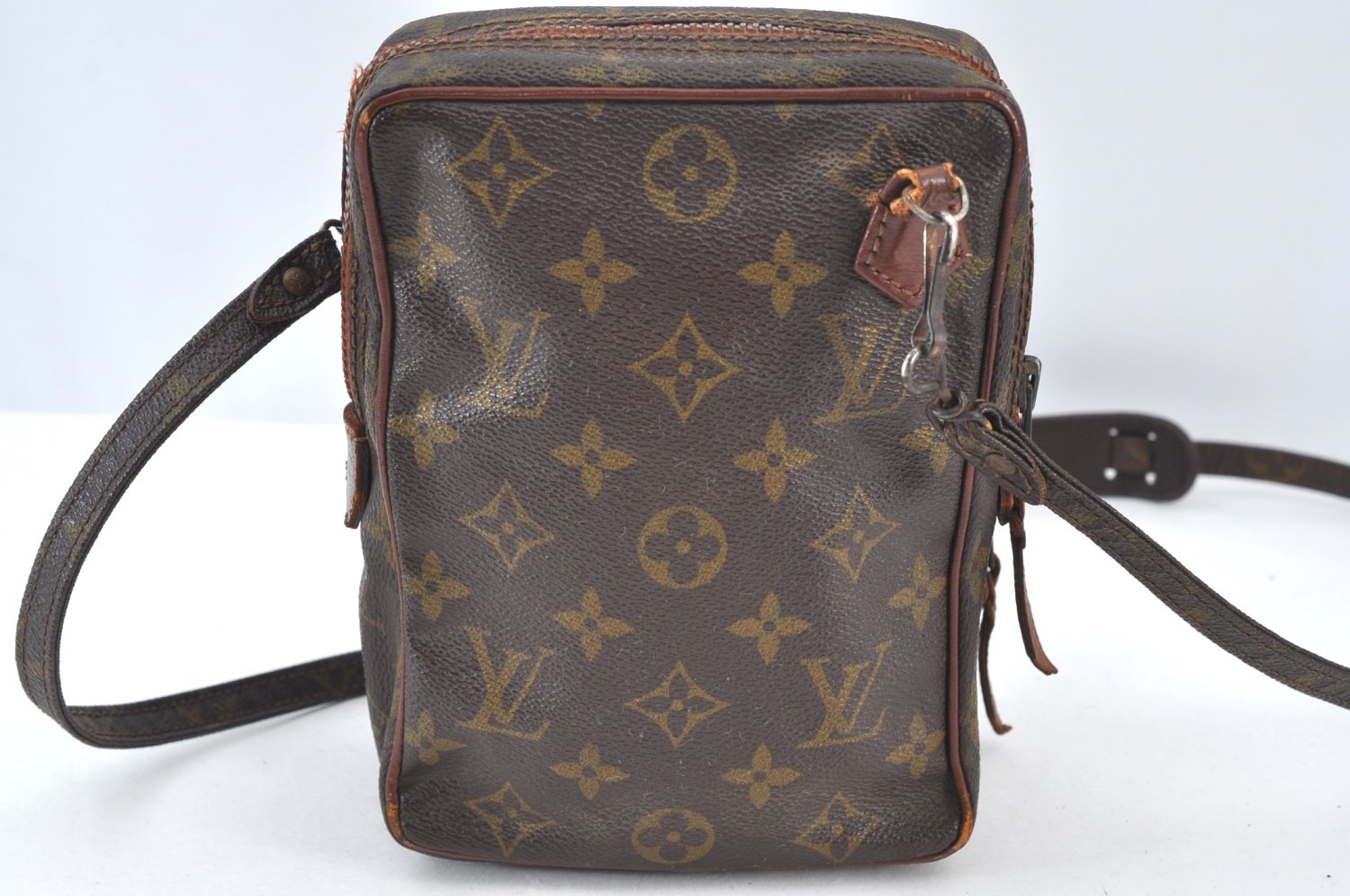 Authentic Louis Vuitton Monogram Mini Amazone Shoulder Cross Bag Old Model K8236